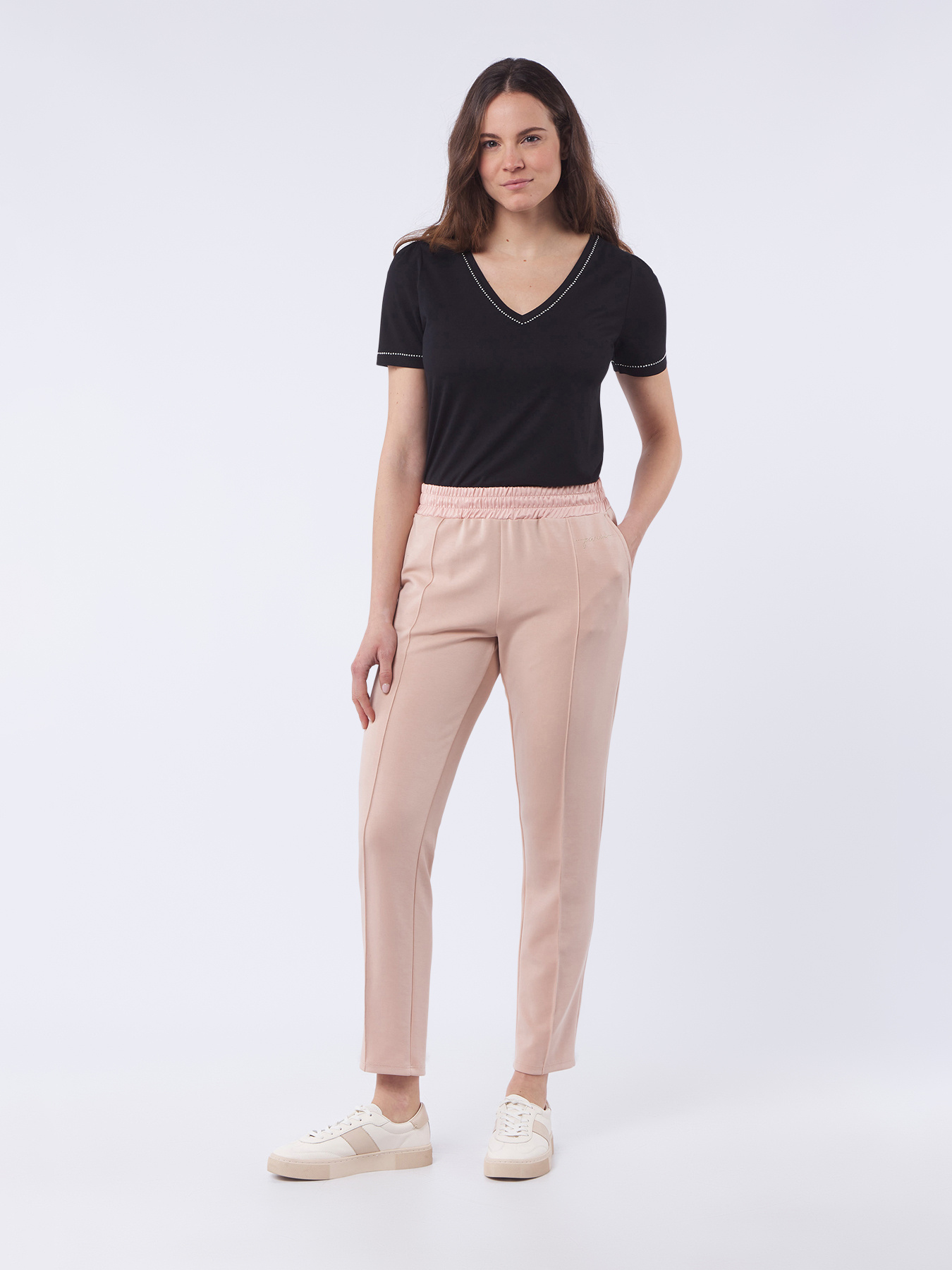 T-Shirt mit kleinen Nieten image number 0