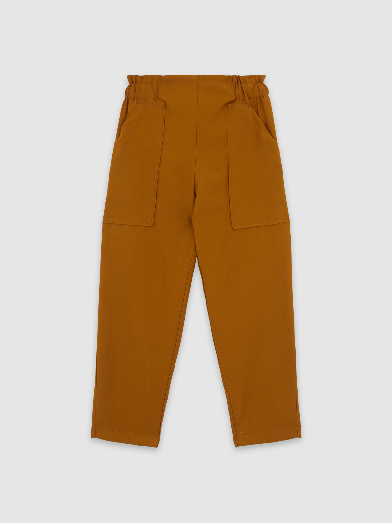 Jogger con bolsillos grandes image number 3