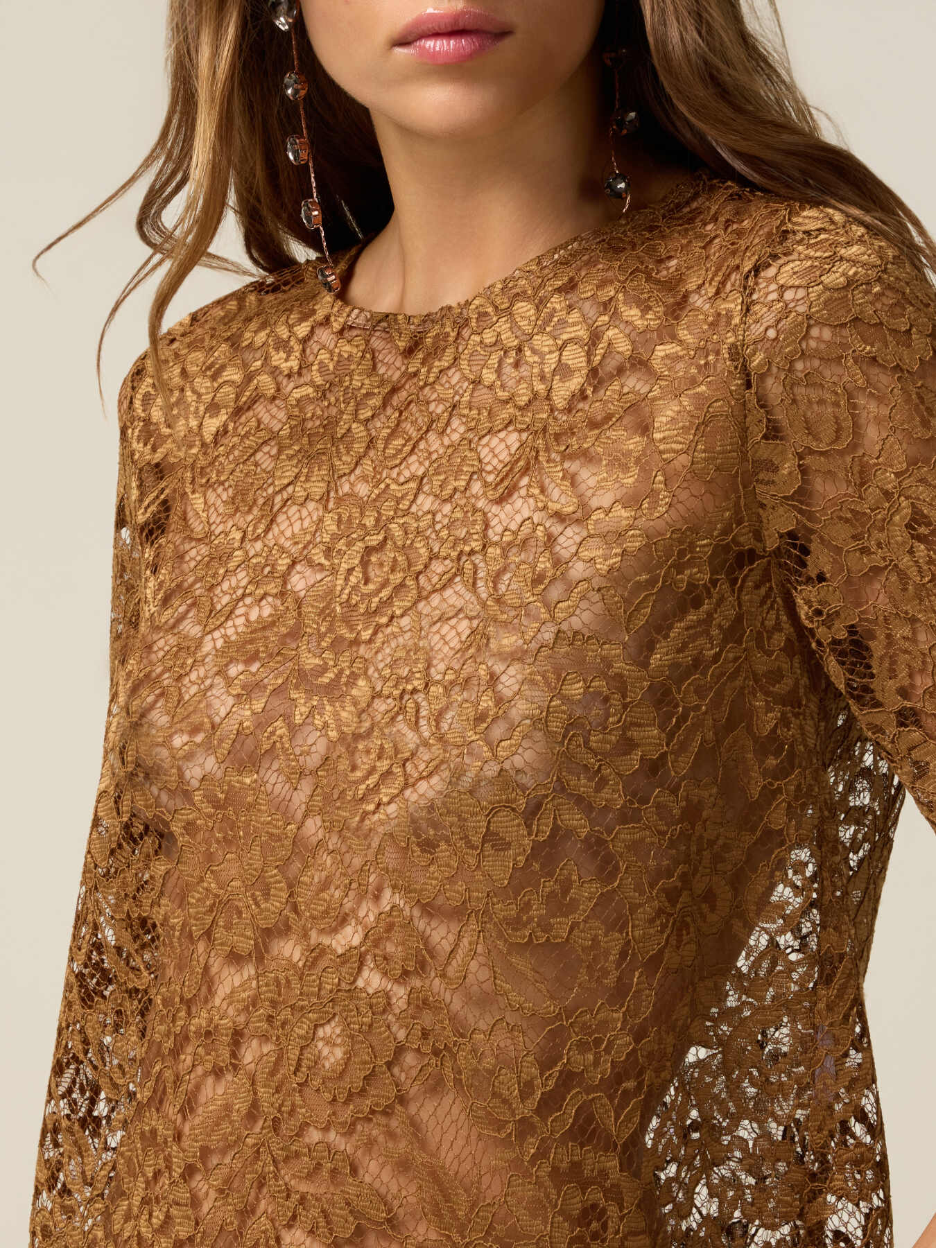 Lace blouse with elbow-length sleeves image number 2