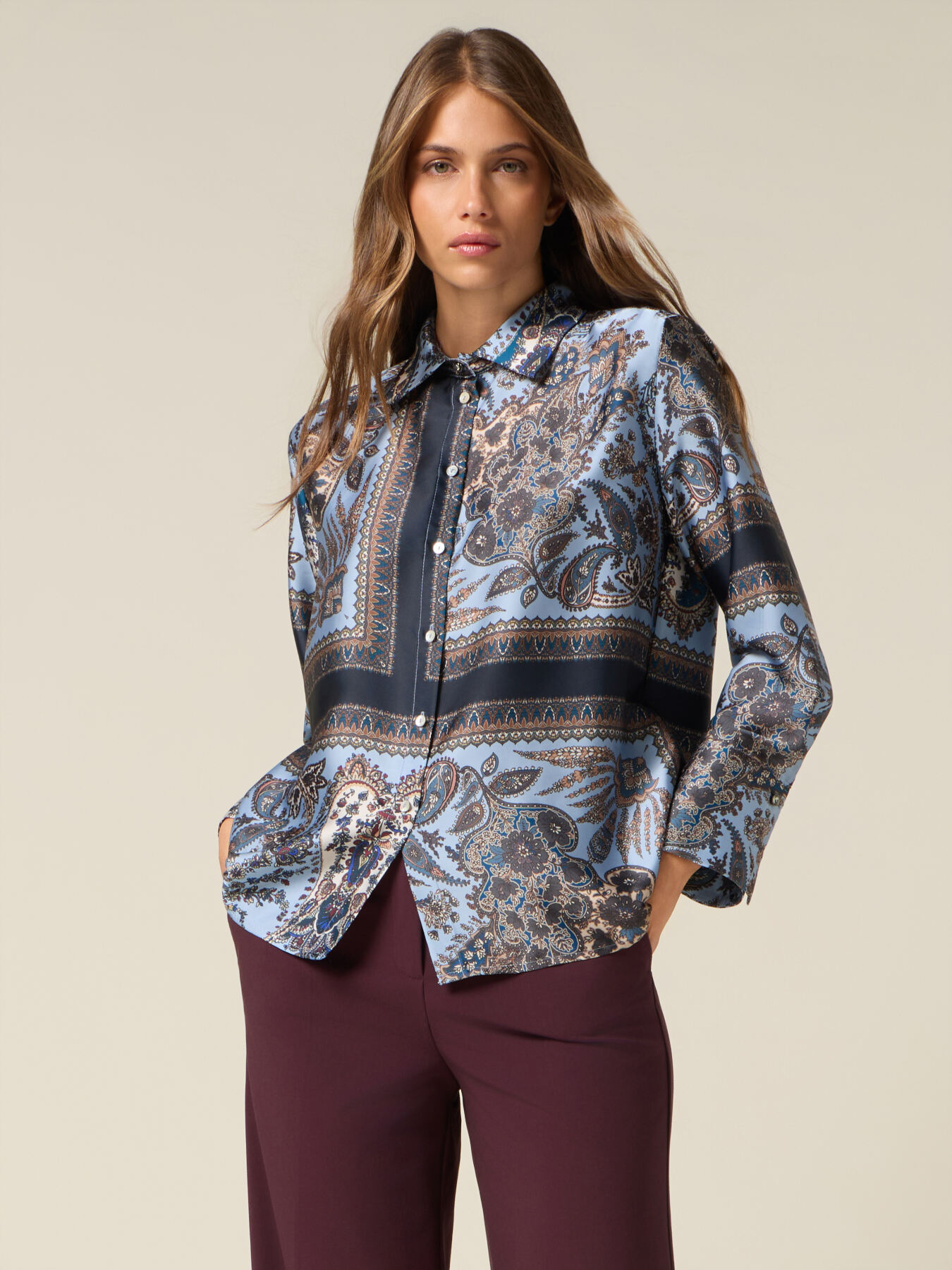 Patterned satin shirt image number 0