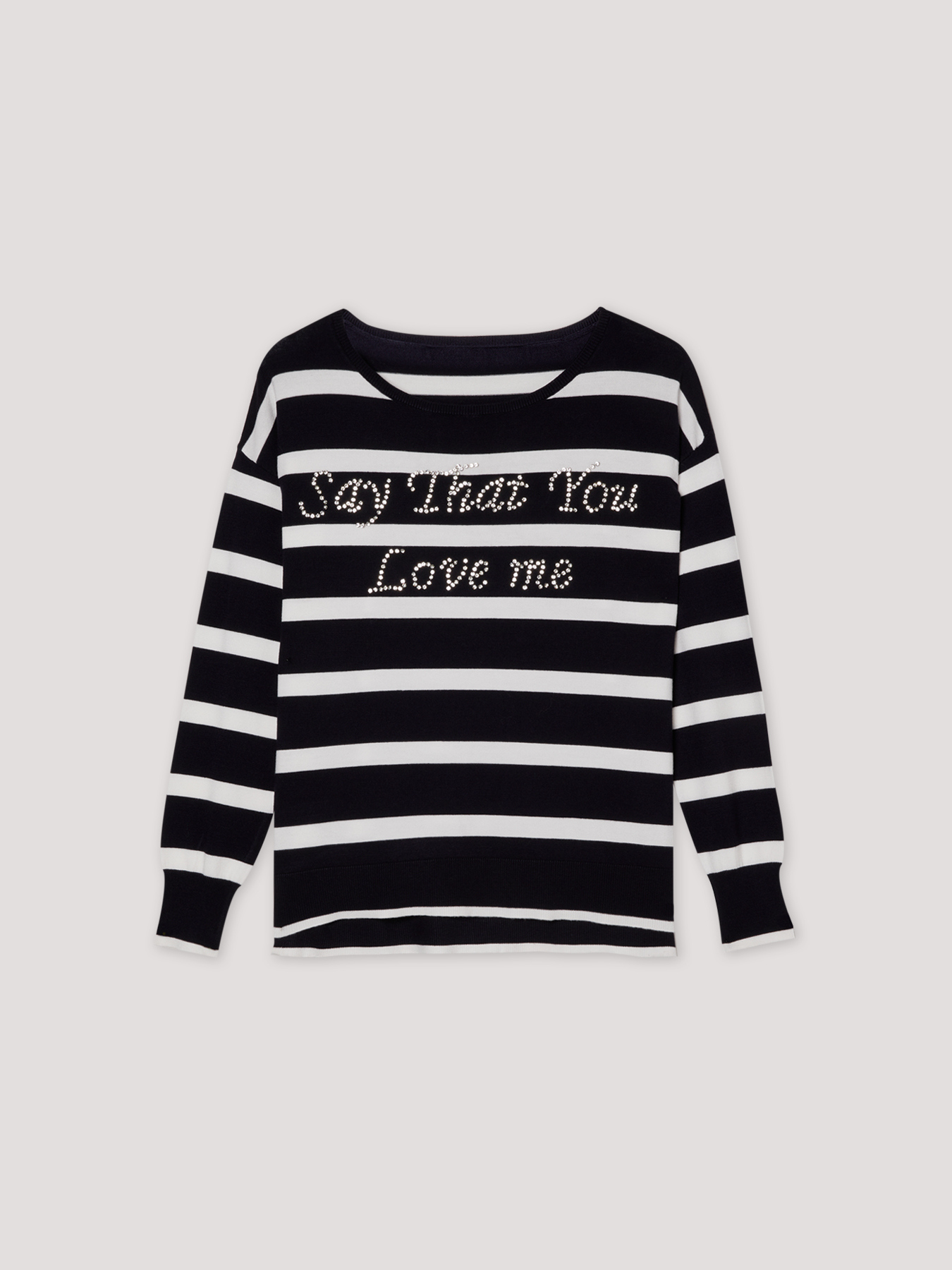 Sweater with lettering application image number 3