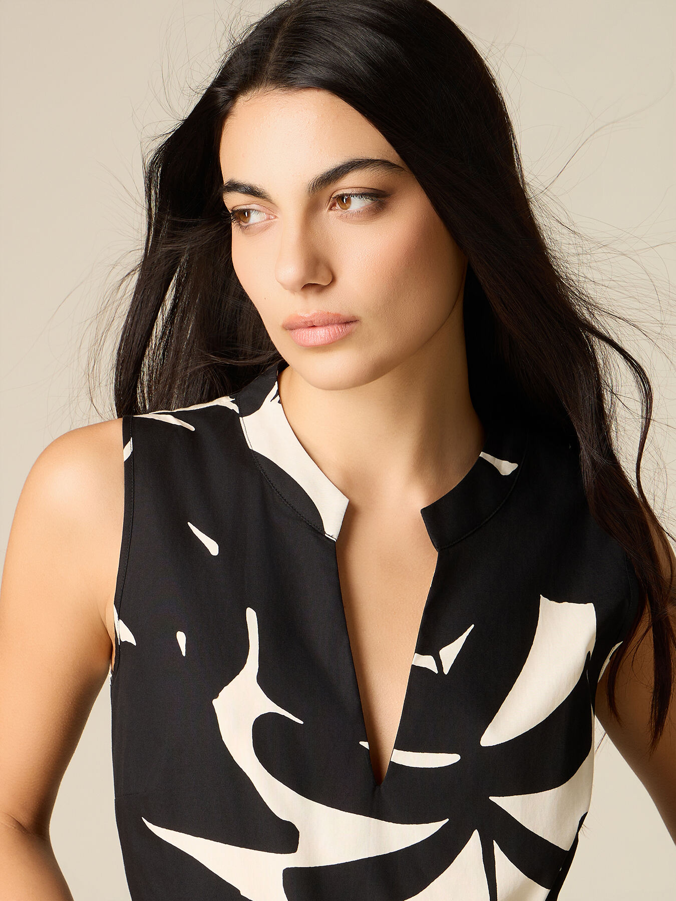 Flare dress in printed poplin image number 2