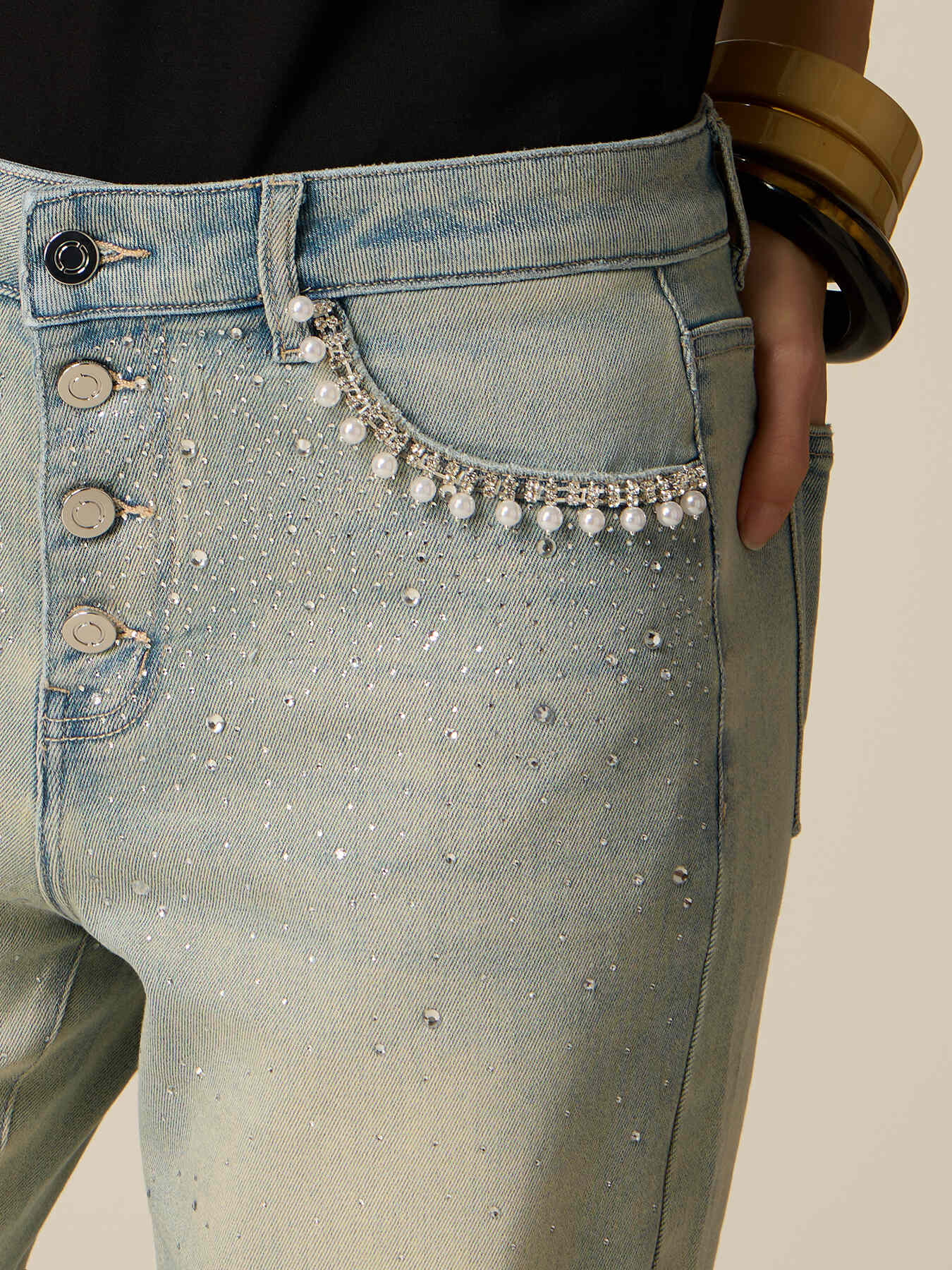 Jeans boyslim stone bleached cu aplicații bijuterie image number 2