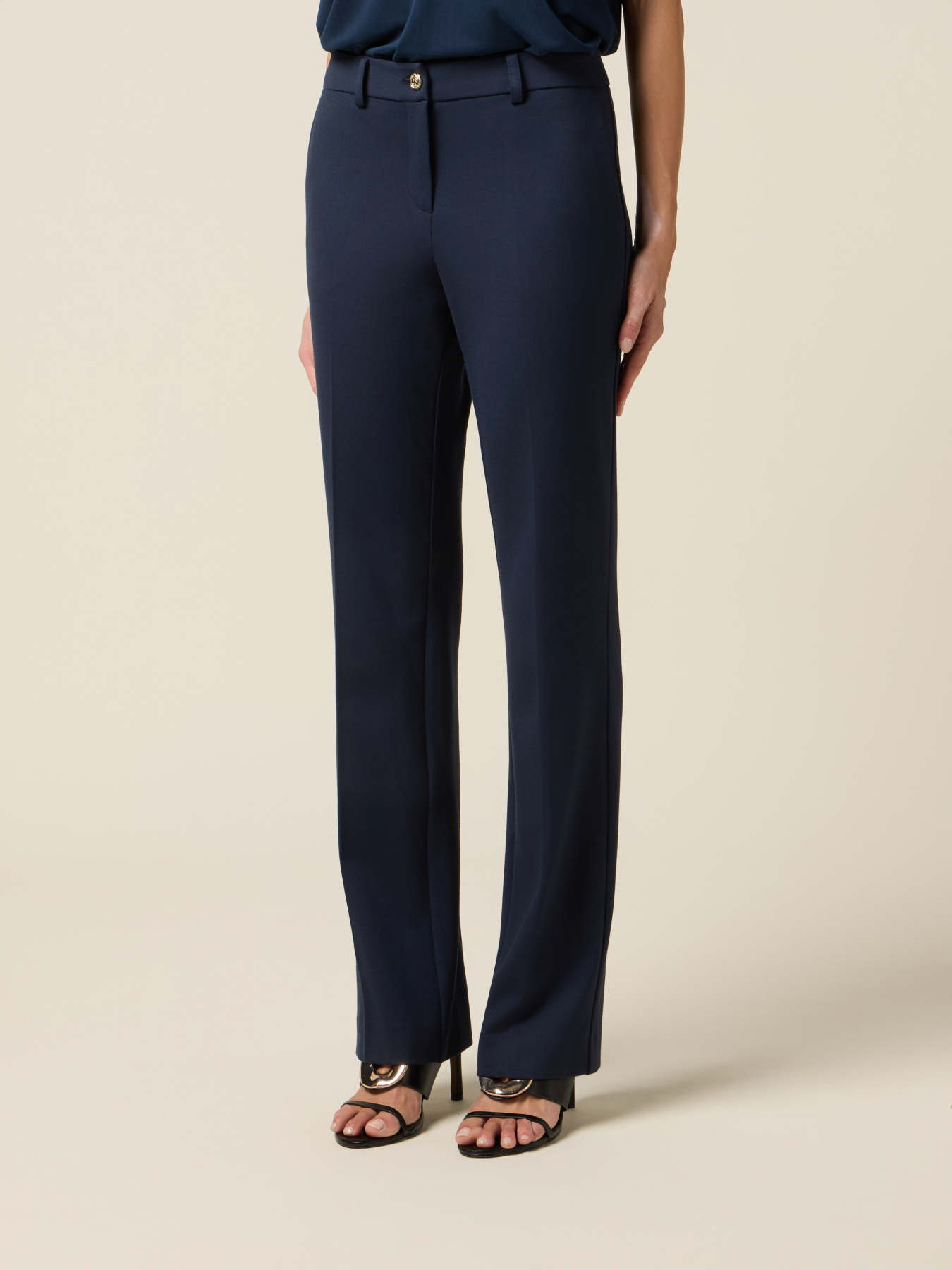 Pantalon flare en punto milano image number 3