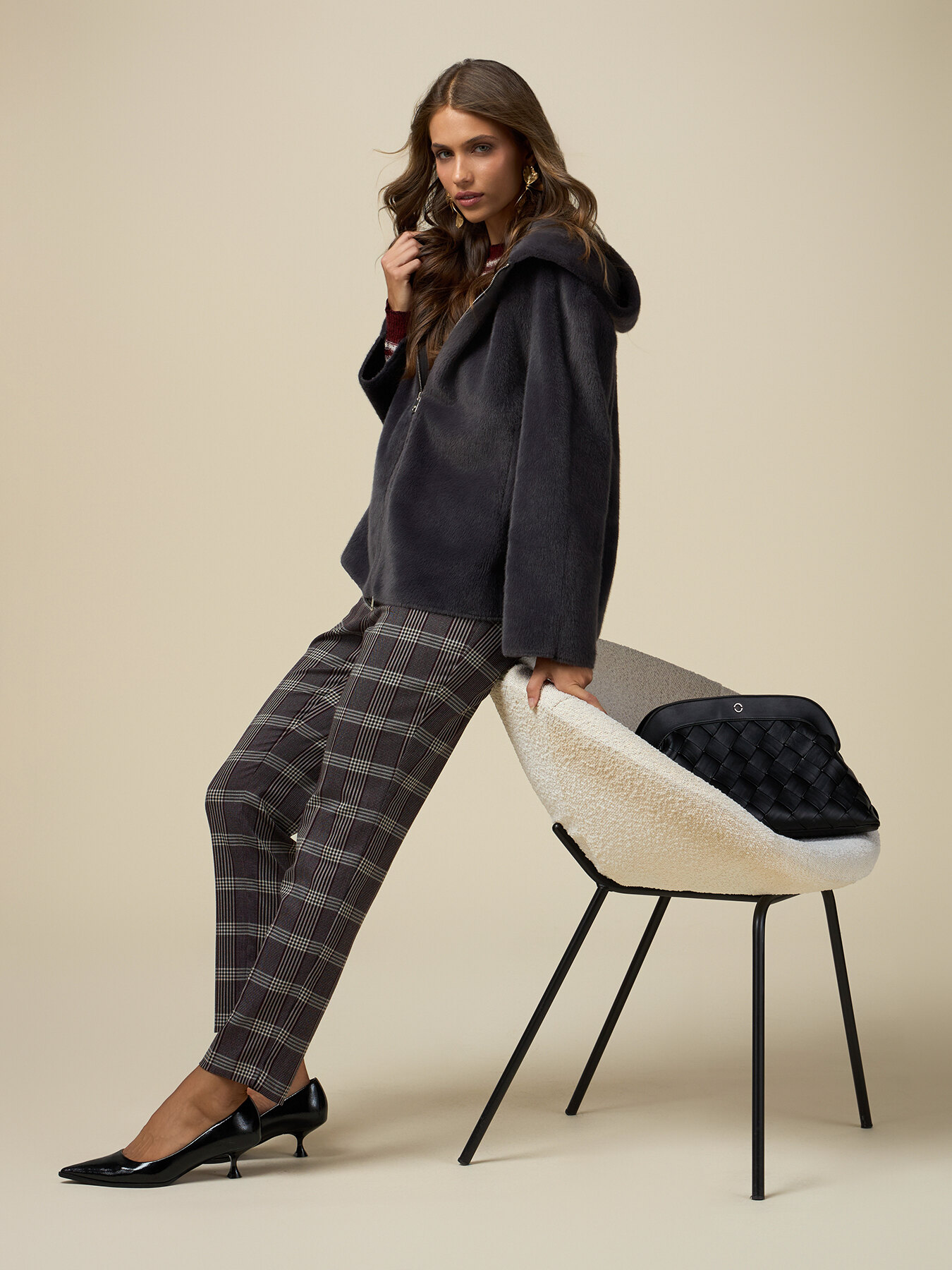 Chequered trousers image number 0