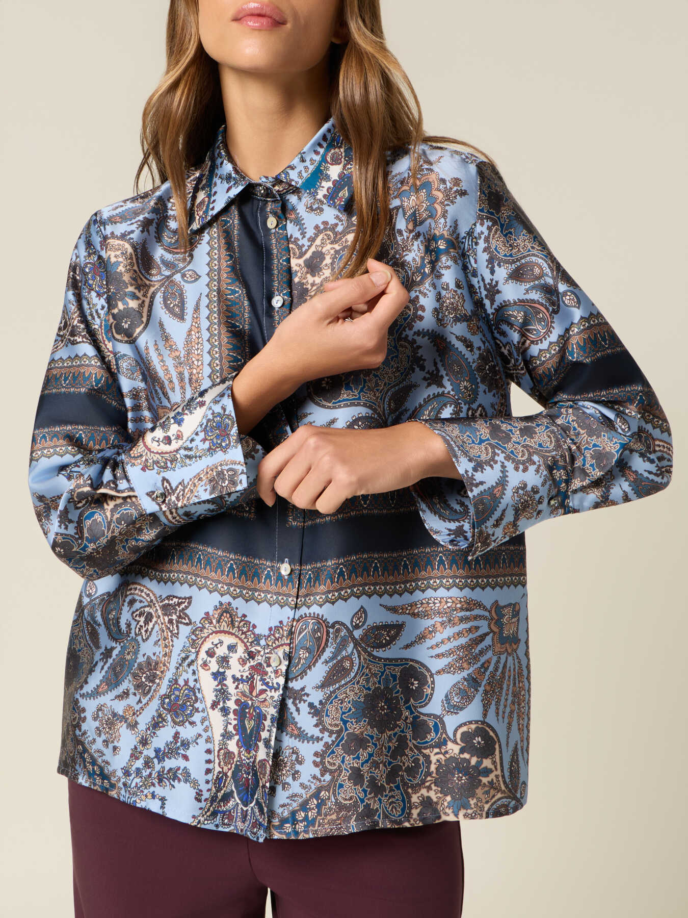 Cămașă din satin cu model image number 2