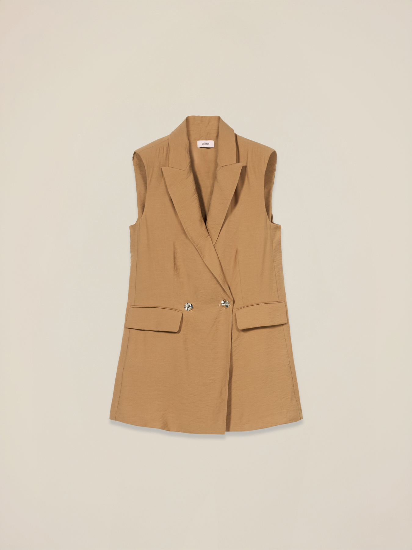 Fluid viscose blend vest image number 3