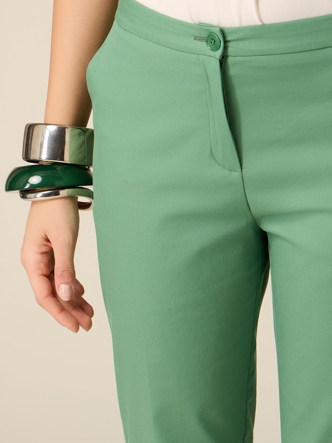 Pantaloni chinos in cotone image number 2