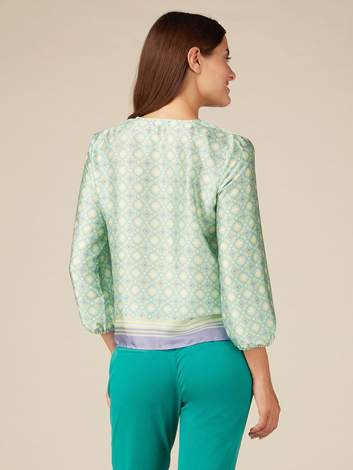 Geometric pattern blouse image number 1