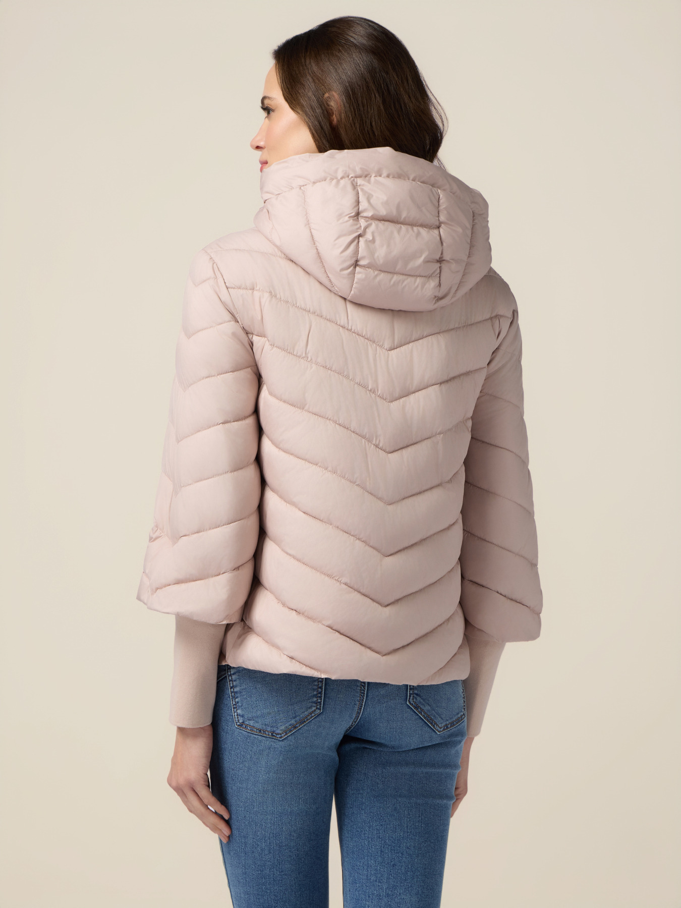Leichte Daunenjacke mit Kapuze und B&uuml;ndchen image number 1