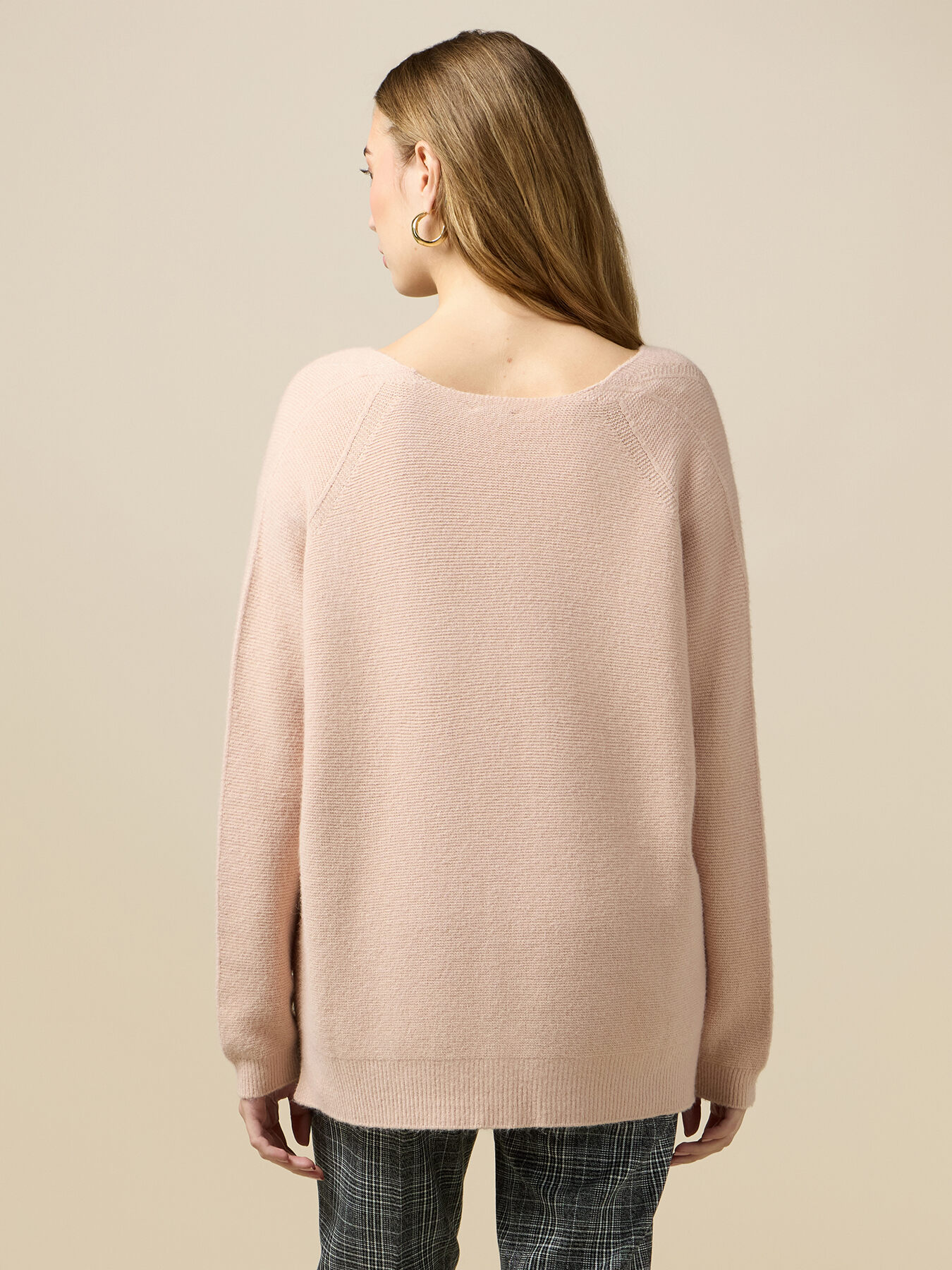 Oversize-Pullover mit V-Ausschnitt image number 1