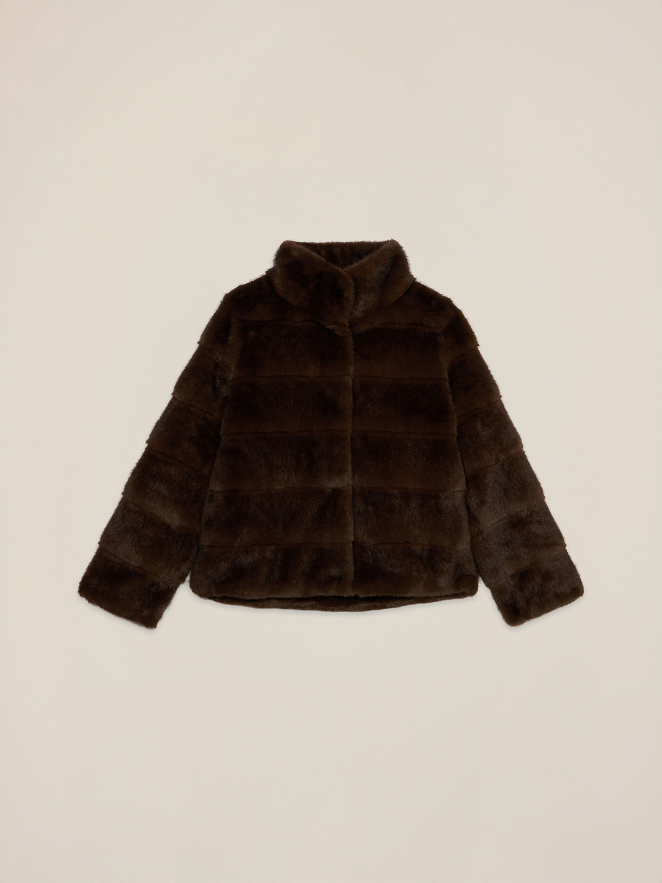 Veste courte effet peluche image number 5