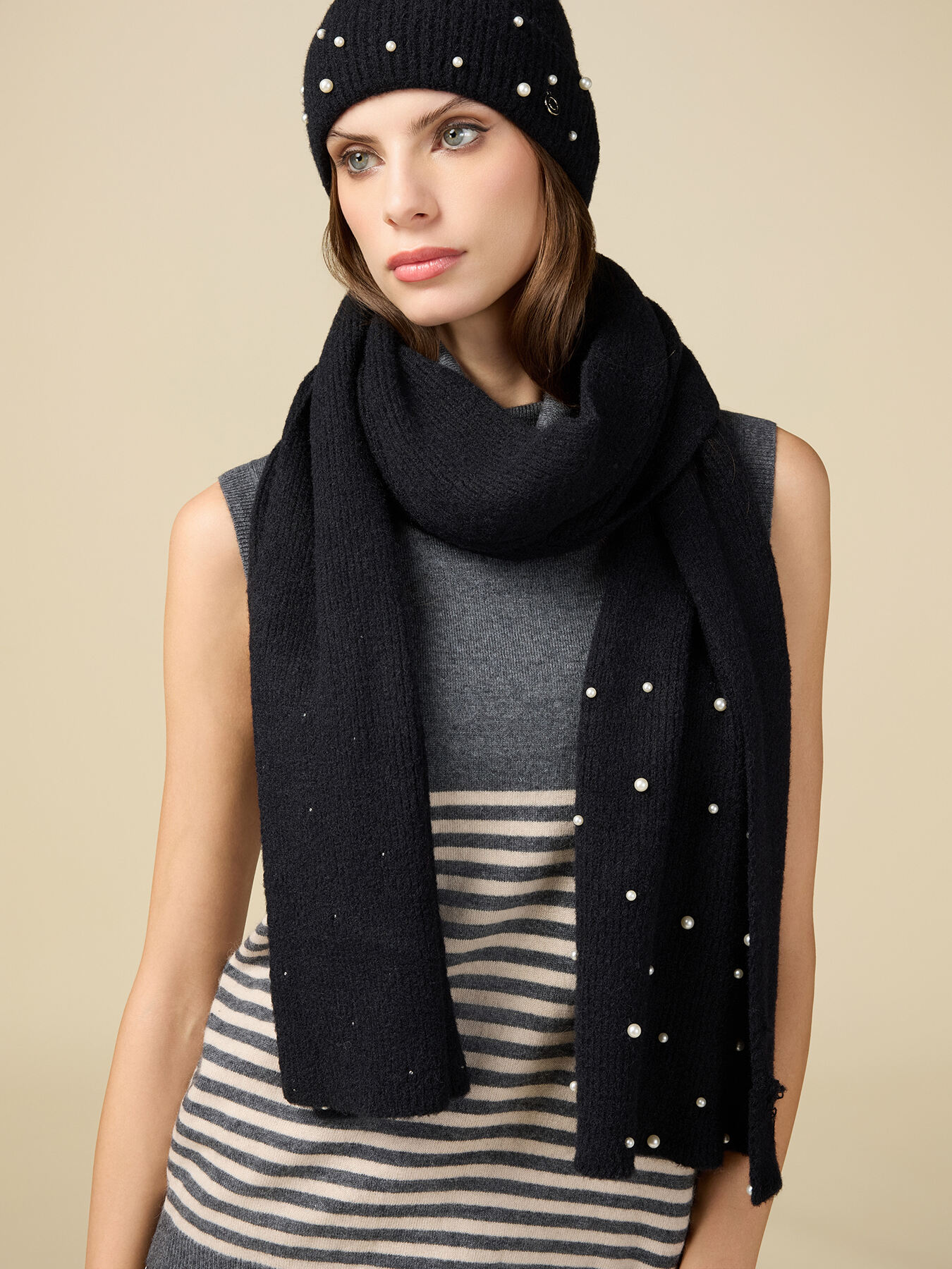 Écharpe En Laine Grise Avec Perles - Modèle Unique Pour Femme - Idéale Pour L'hiver