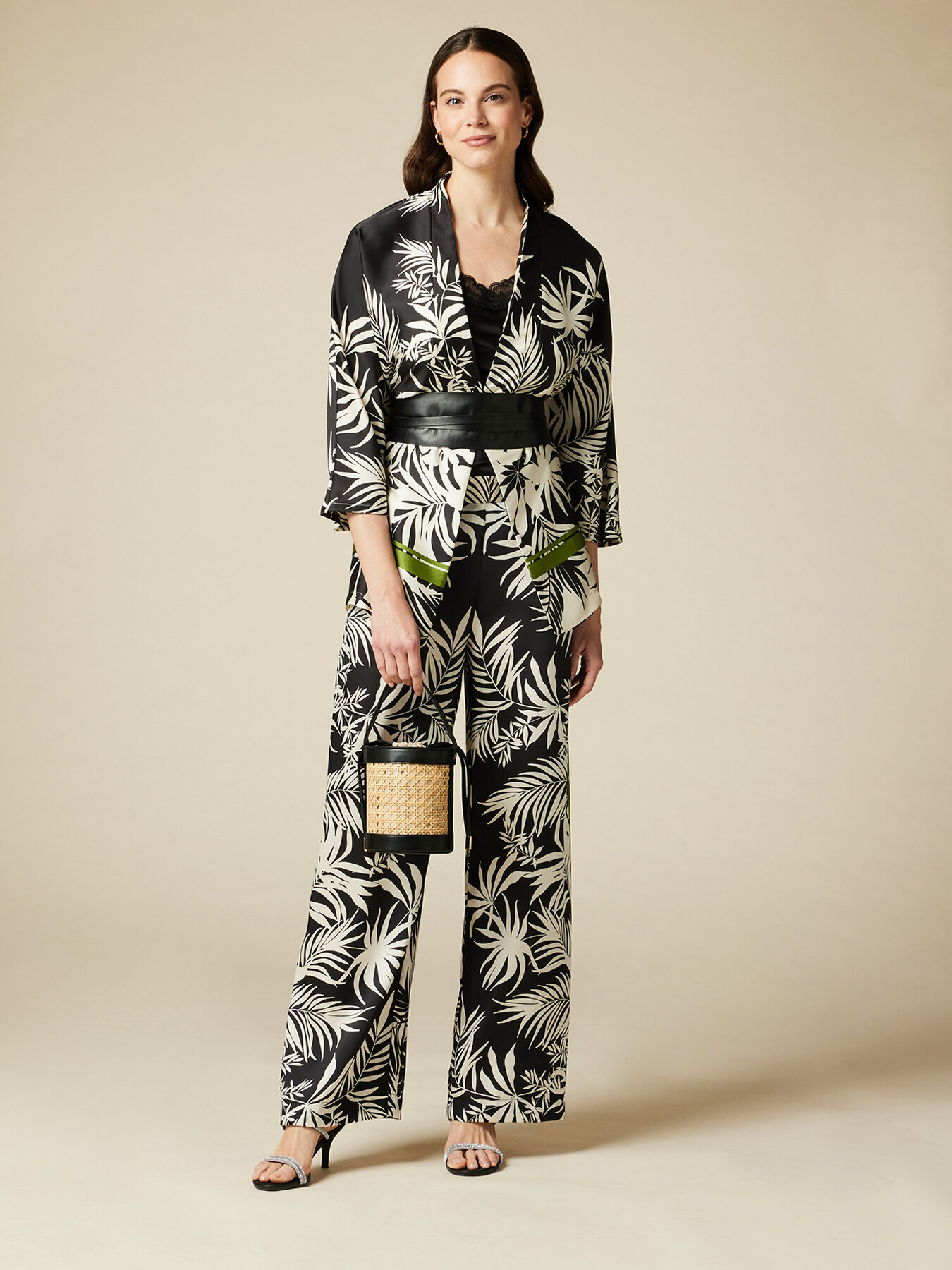 Kimono &agrave; motif de feuillage image number 3