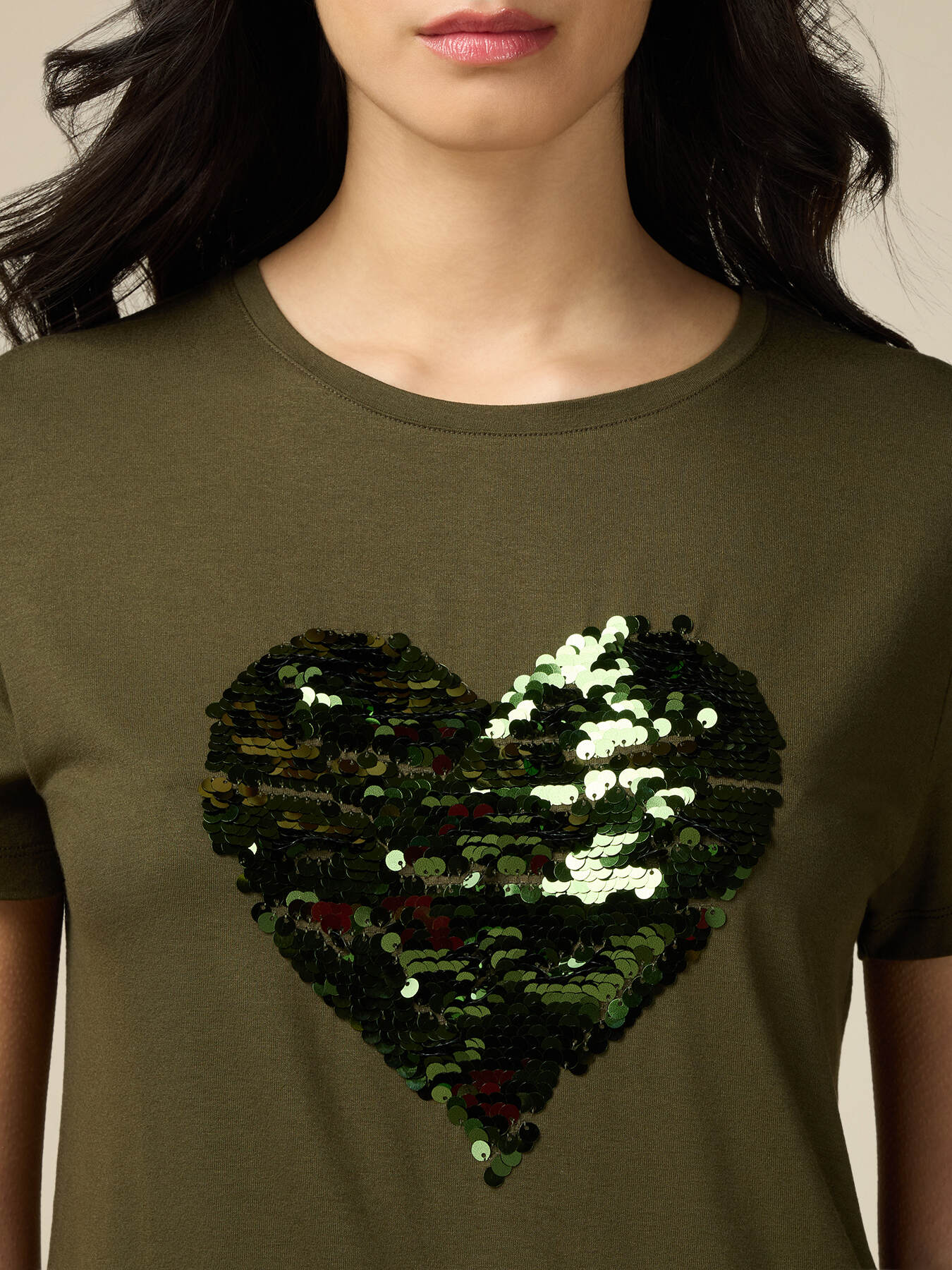 T-shirt with sequin application image number 2