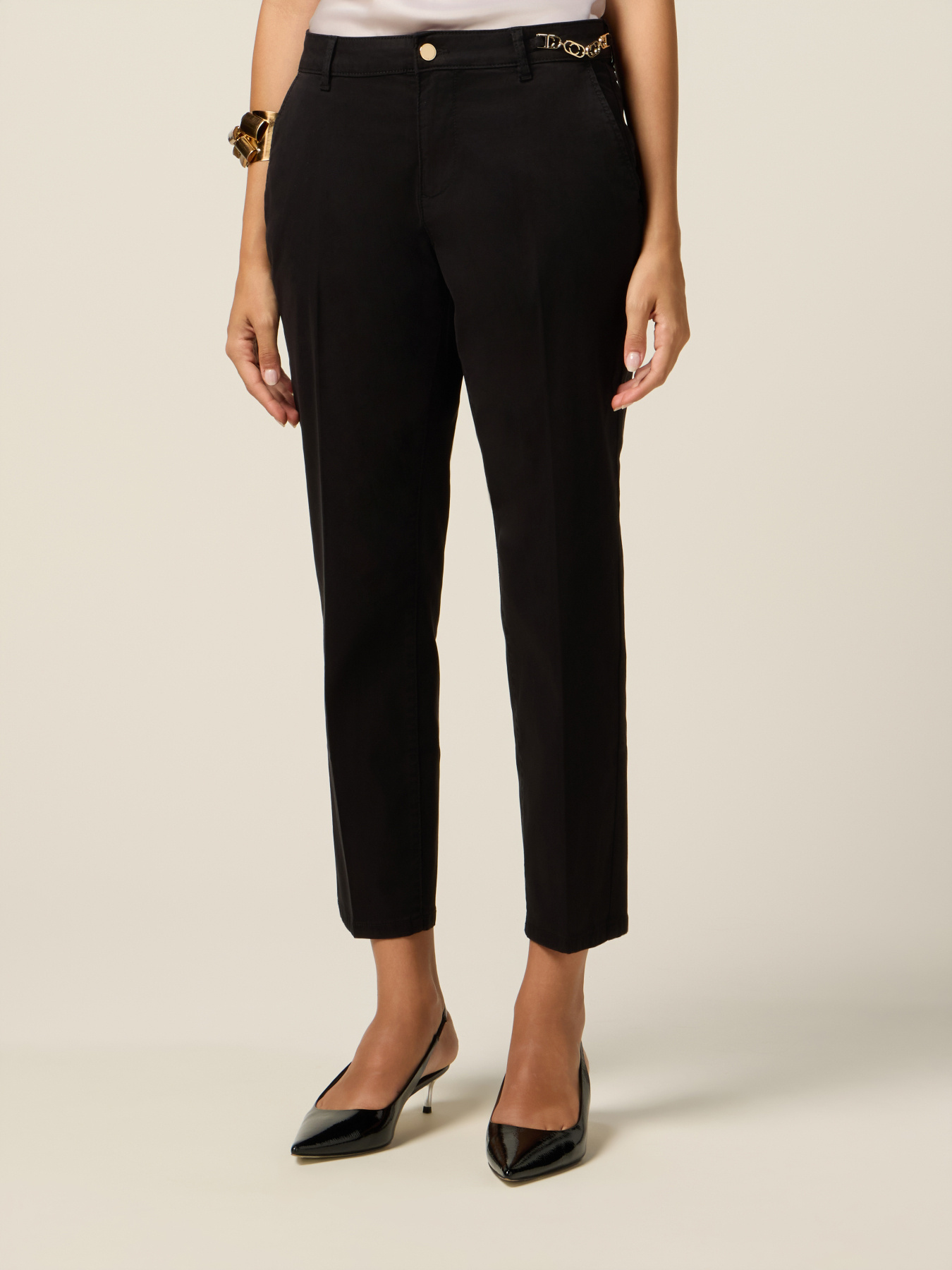 Pantalon chino en coton-lyocell image number 3