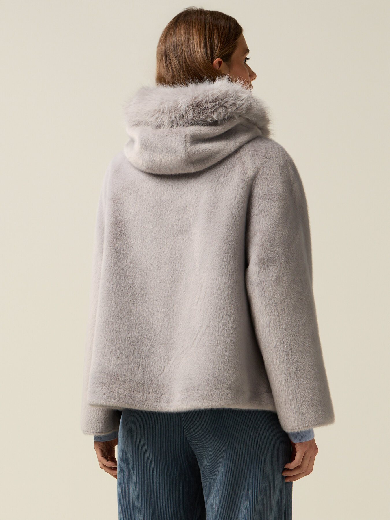 Parka corto con capucha image number 1