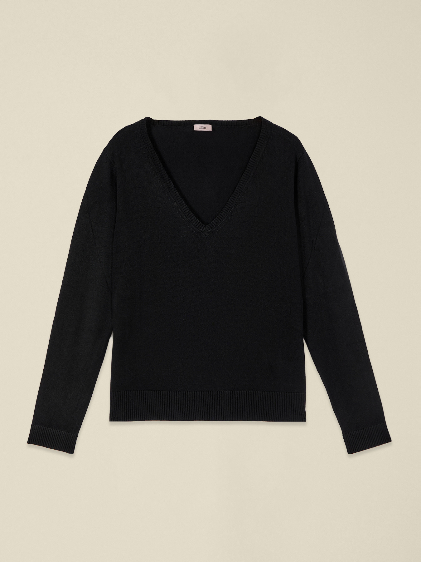 Viscose blend V-neck sweater image number 3