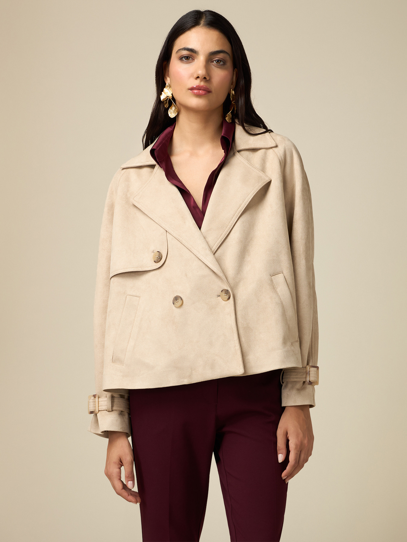 Short double-breasted trench coat image number 0