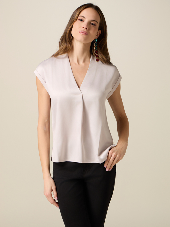 Camiseta bimat&eacute;rica con escote en V