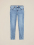 Jeans ajustados lavados a la piedra image number 4