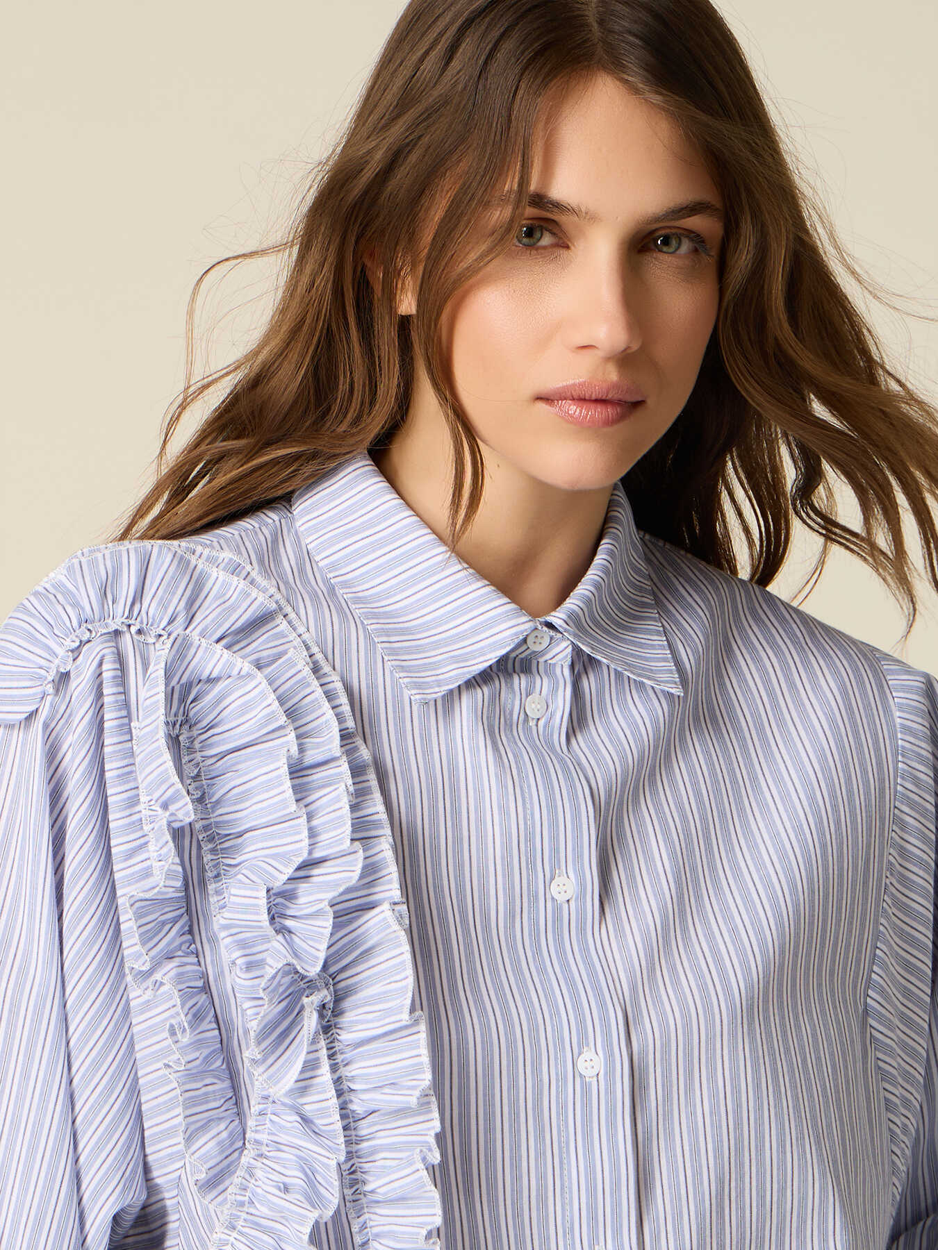 Oversized poplin shirt with ruffles image number 2