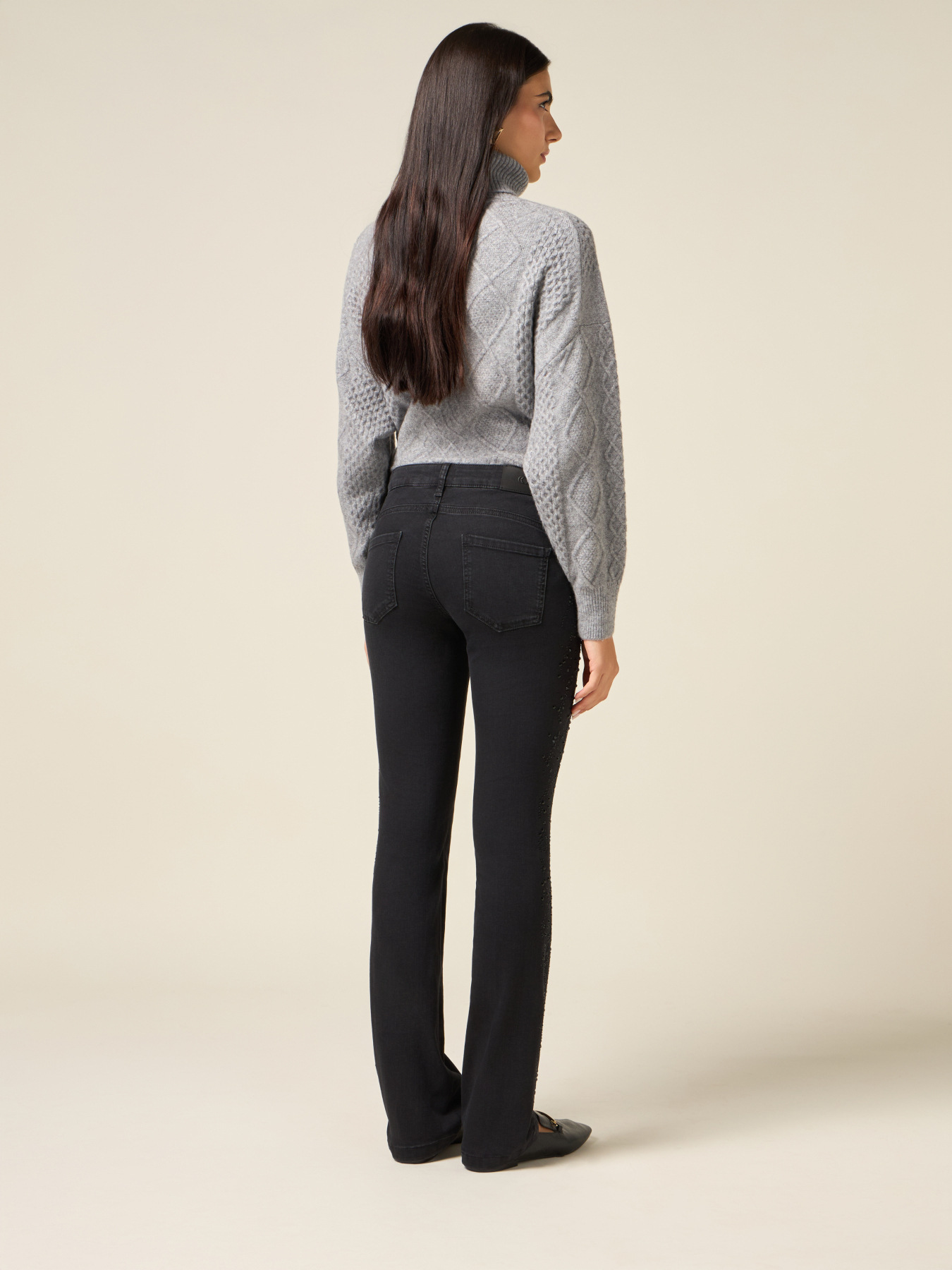 Jeans neri con cristalli image number 1