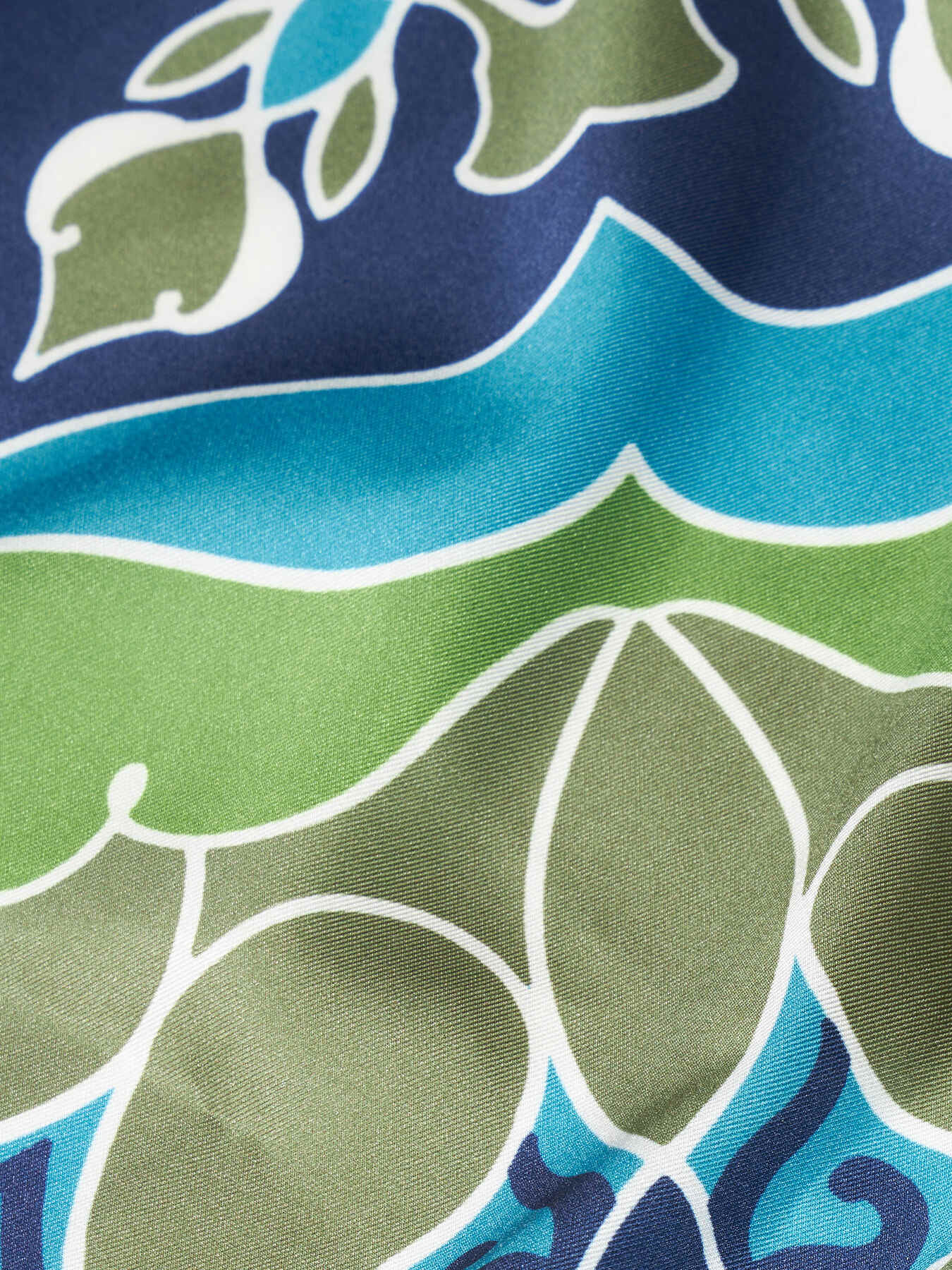 Fular estampado image number 2