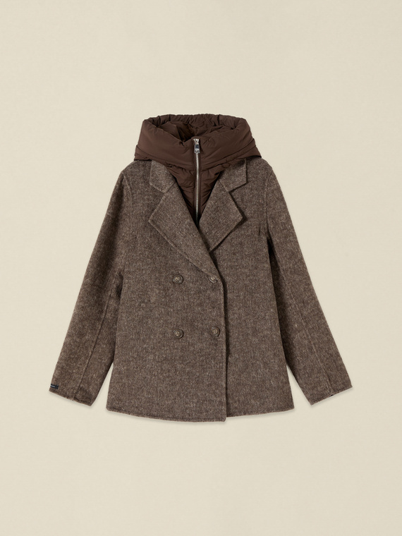 Manteau court crois&eacute; avec insert matelass&eacute;