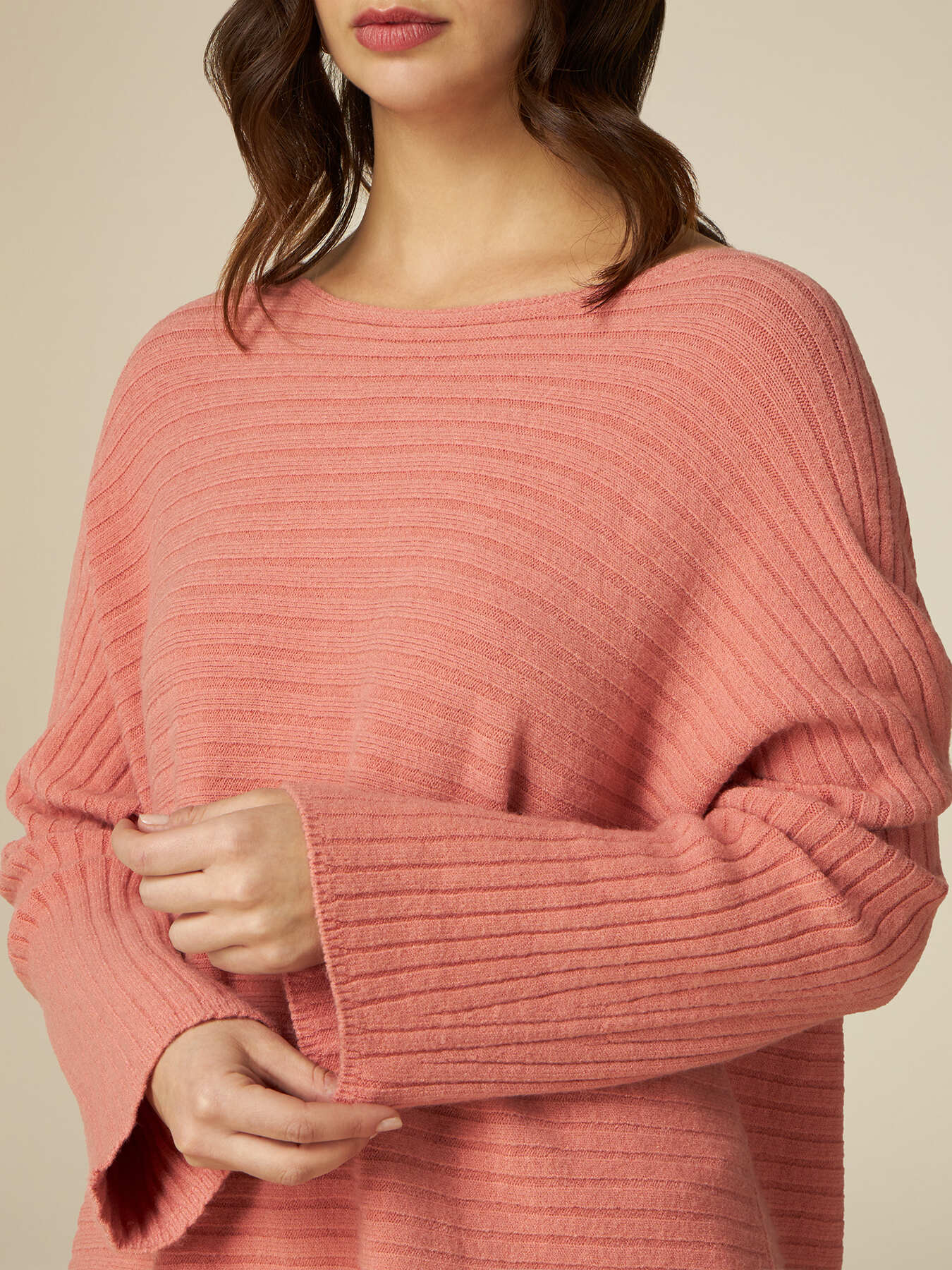 Seamless rib knit sweater image number 2
