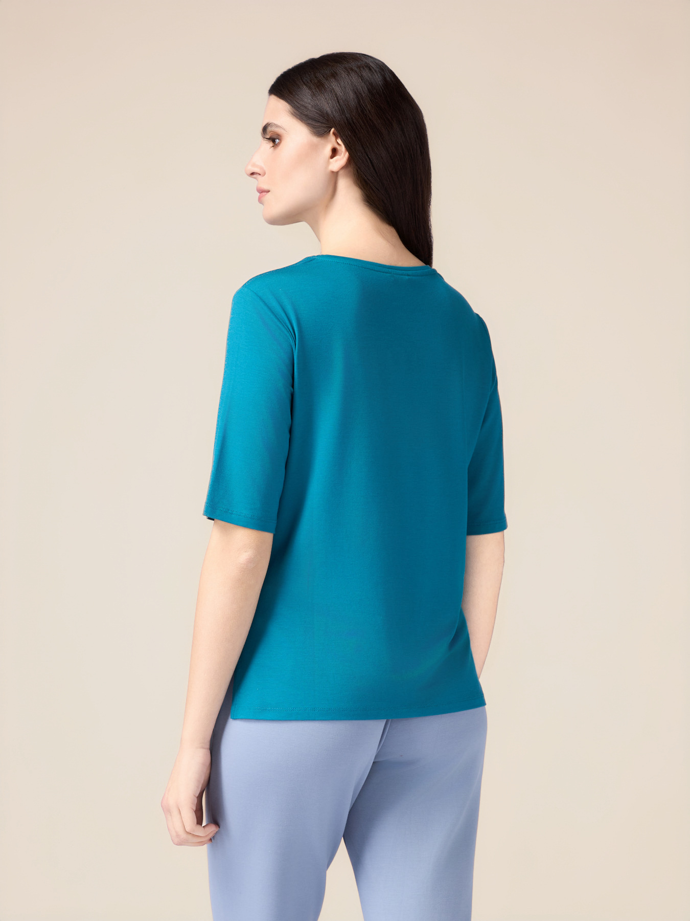 T-shirt con ricamo in paillettes image number 1