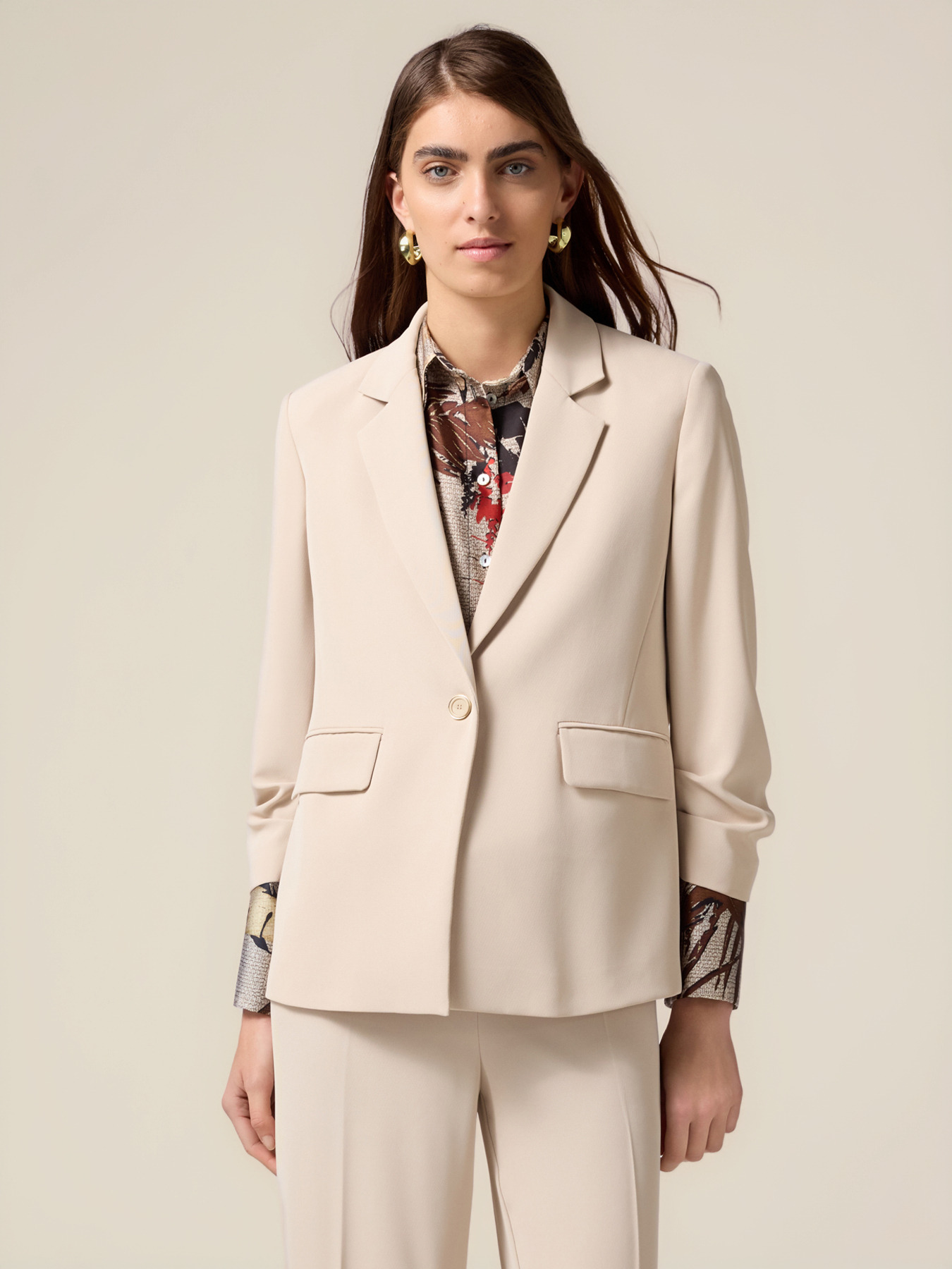 Blazer monopetto in tessuto fluido image number 0