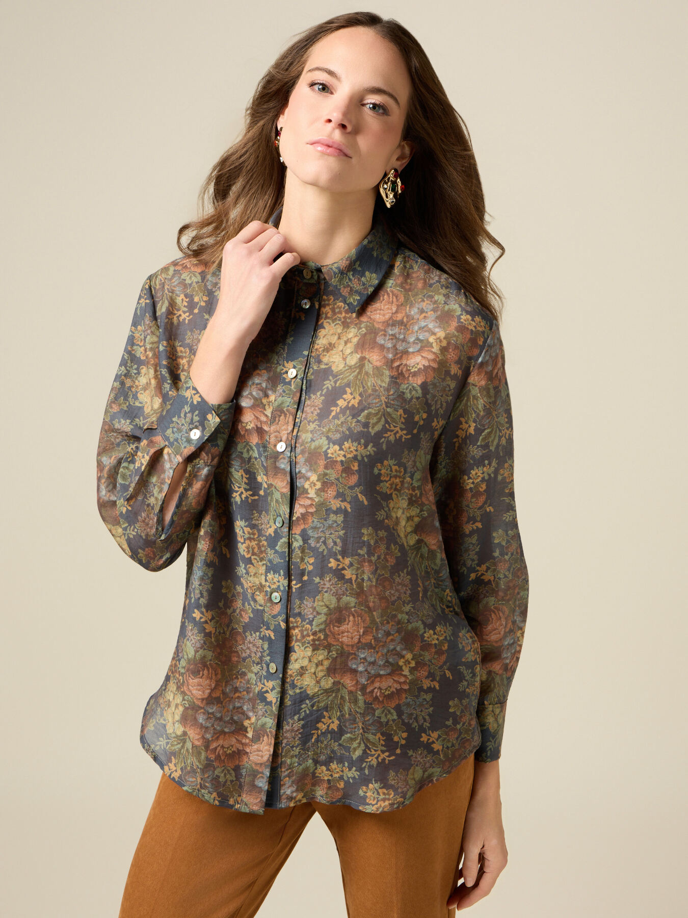 Chemise &agrave; motif floral image number 0