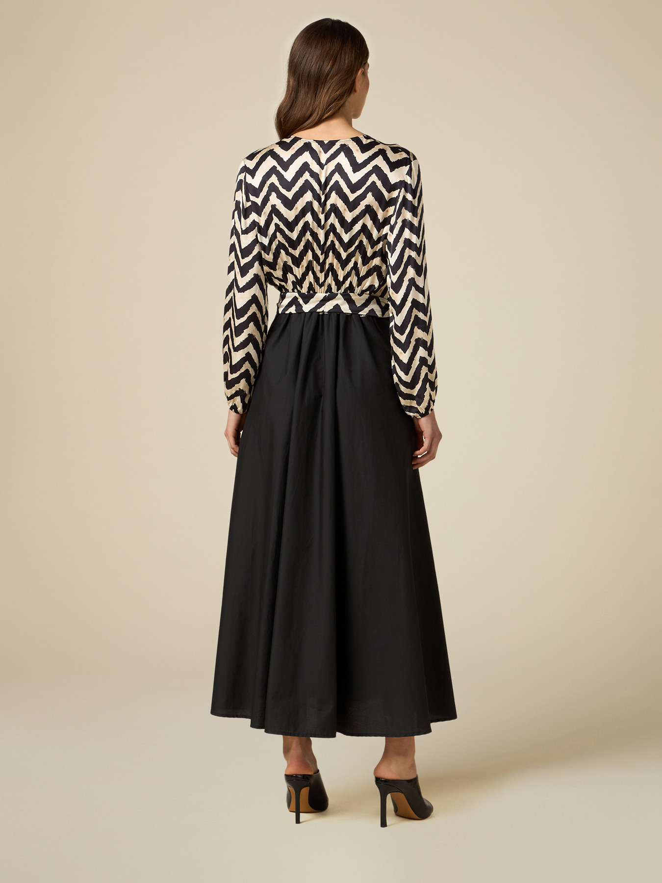 Rochie lungă cu părți cu model image number 2