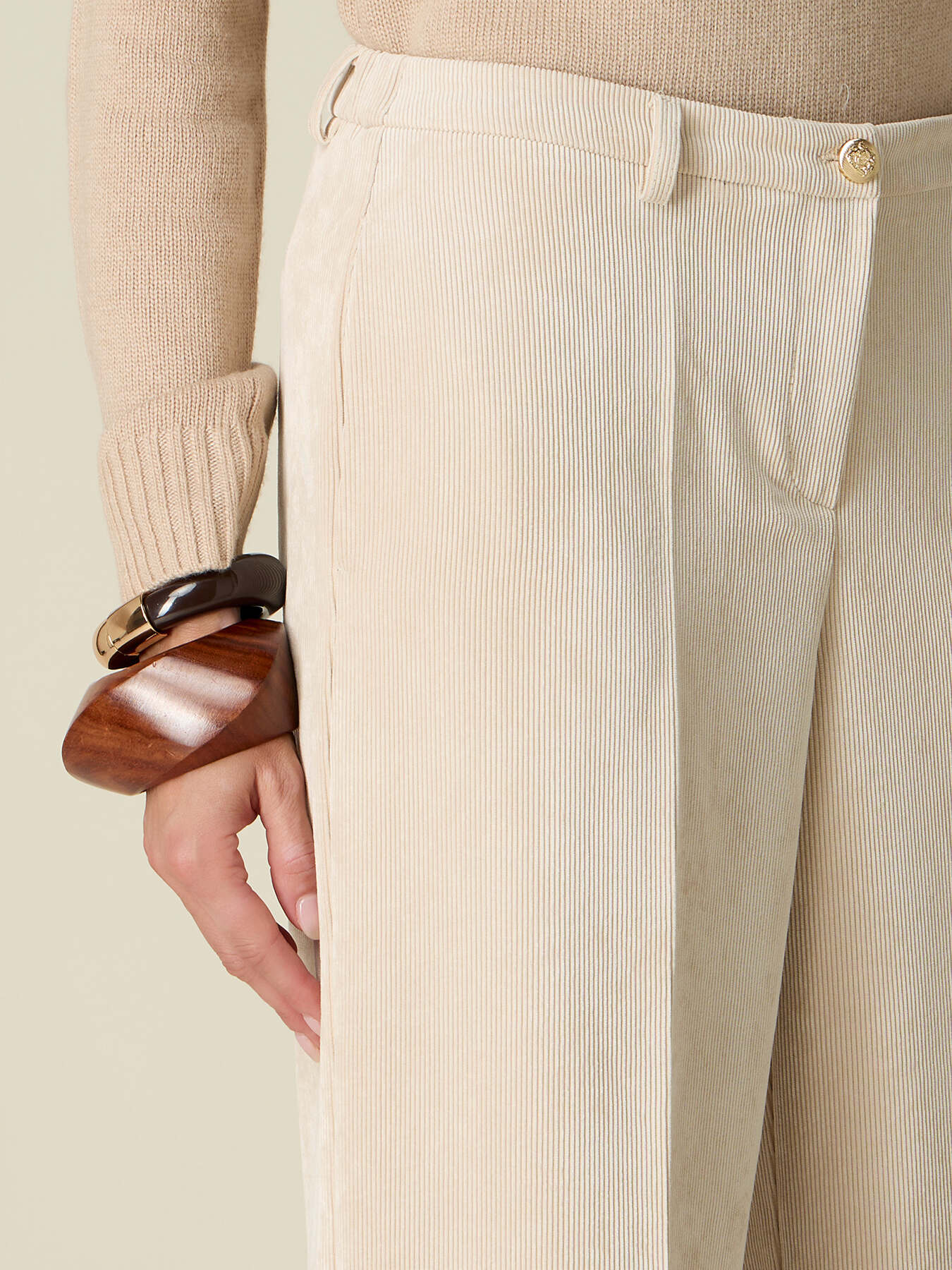 Cropped corduroy trousers image number 2