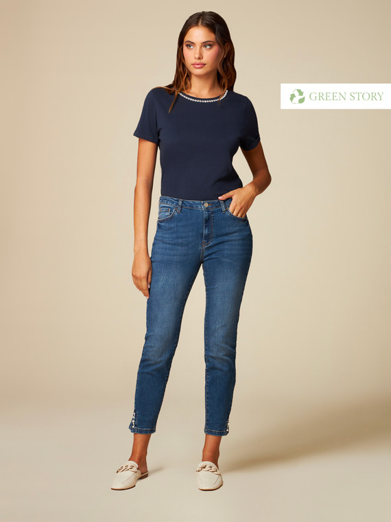 Jeans skinny eco-friendly con ricamo gioiello