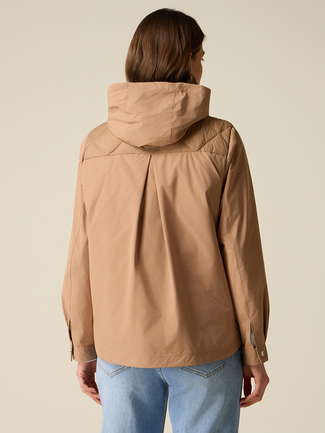 Quilted jacket with hood image number 1