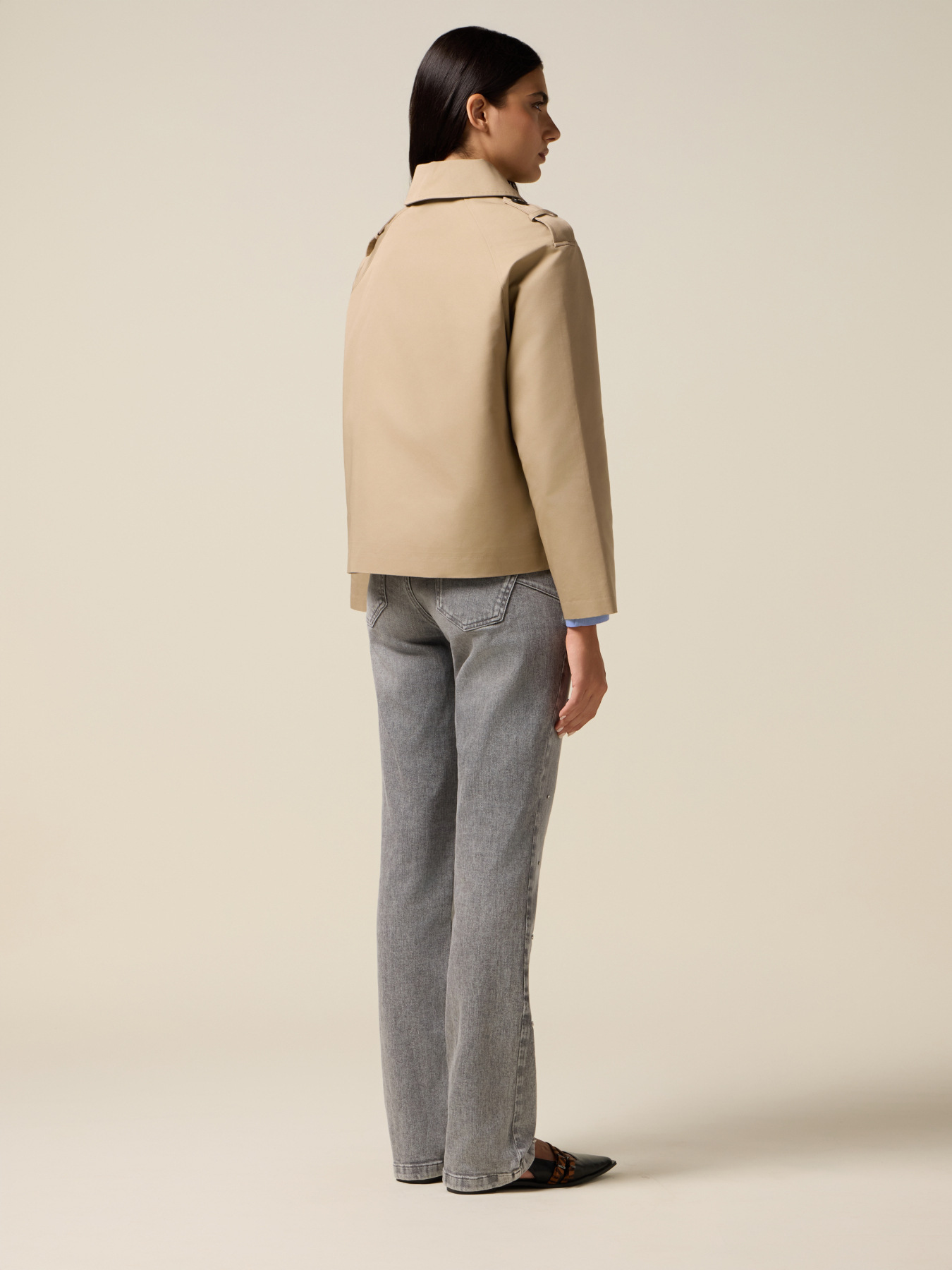 Kurzer Trenchcoat aus Baumwollmischung image number 1