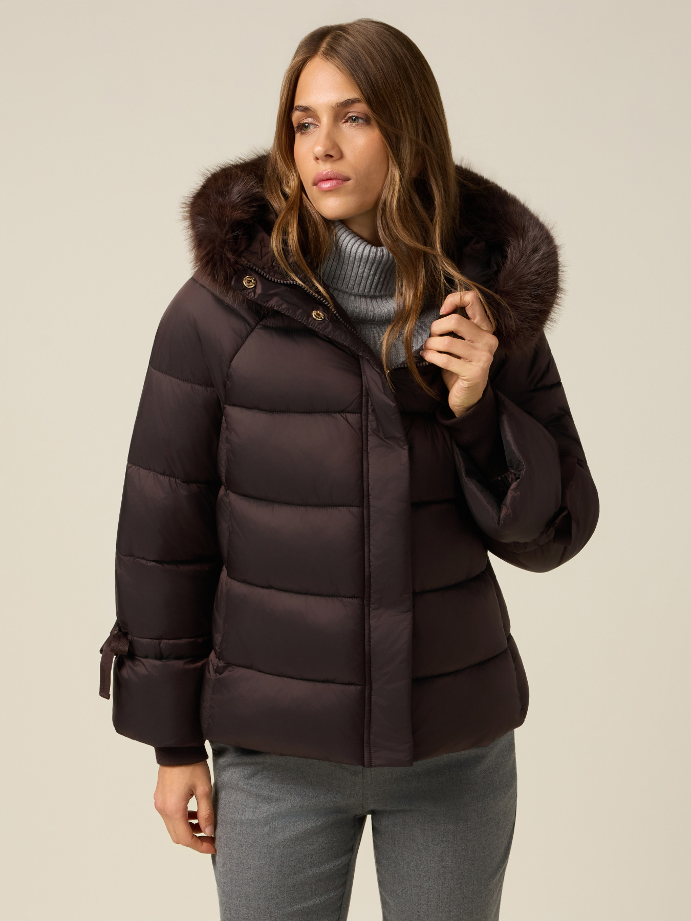 Down jacket with hood and furry trim image number 0