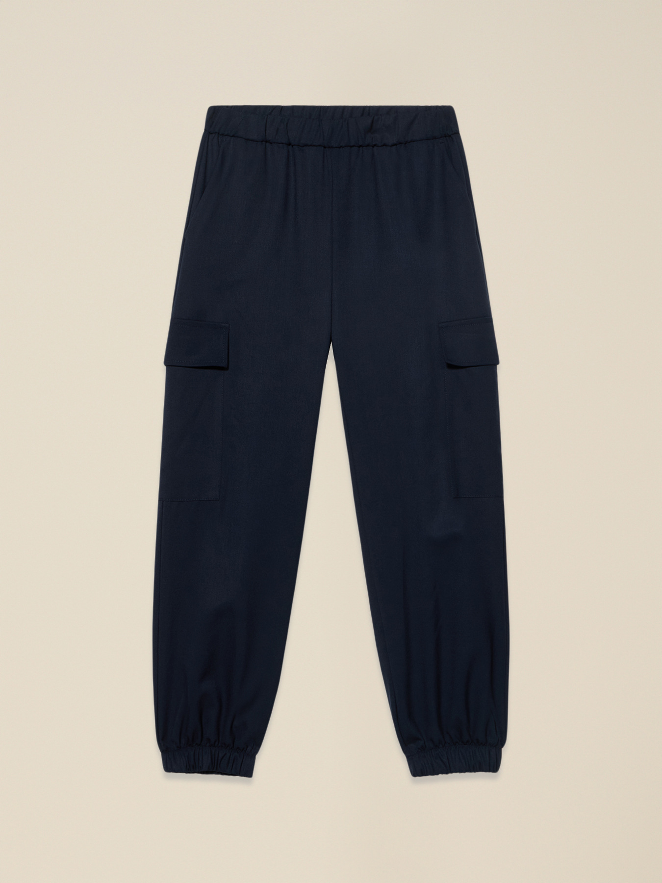 Pantalones joggers cargo image number 4