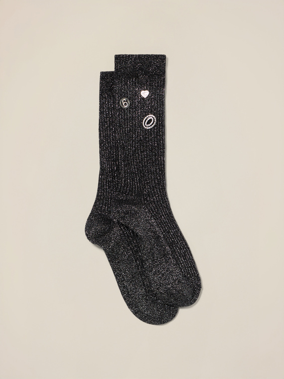 Lurex-Socken mit Applikationen