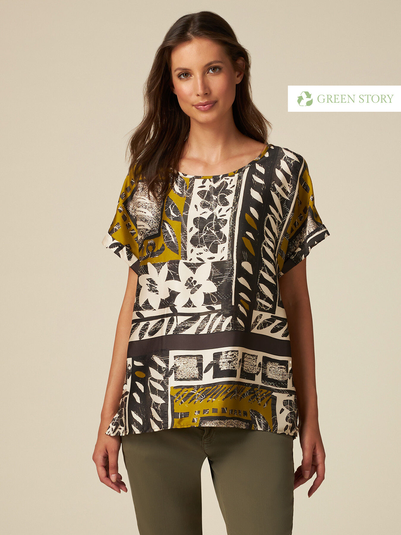 Gemusterte Bluse aus umweltfreundlichem Satin image number 0