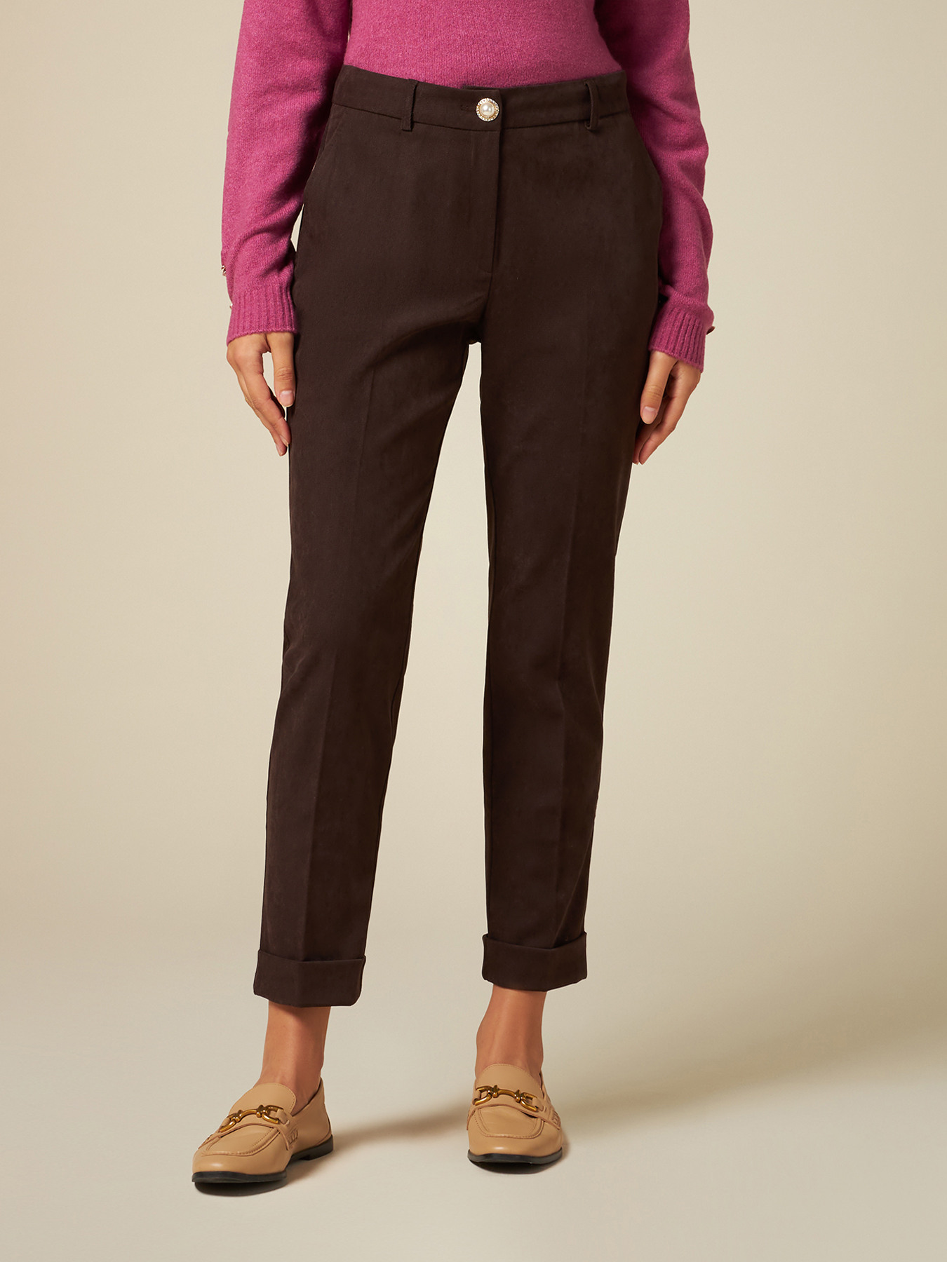 Pantalon cigarette en velours image number 3