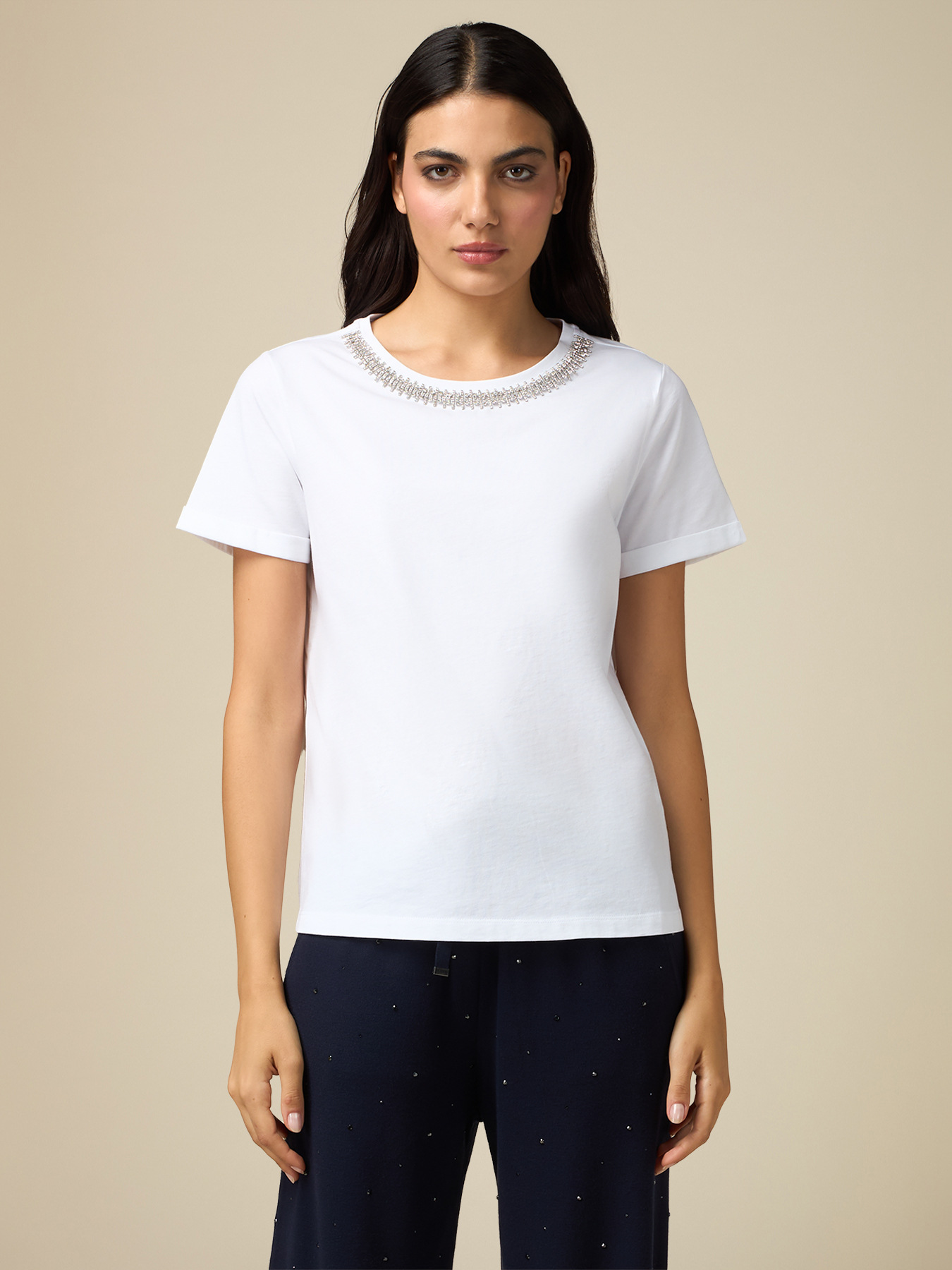 T-Shirt mit Schmuck-Stickerei image number 0