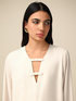 Blouse avec d&eacute;tail de n&oelig;uds image number 2