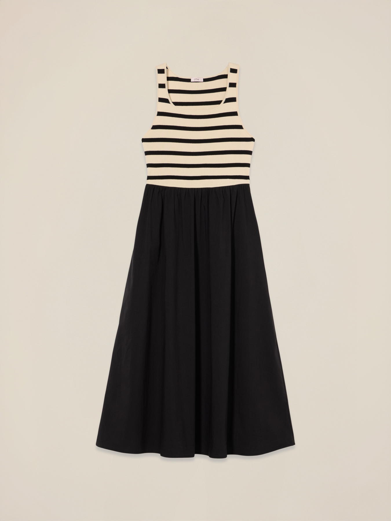 Vestido largo con parte a rayas image number 3