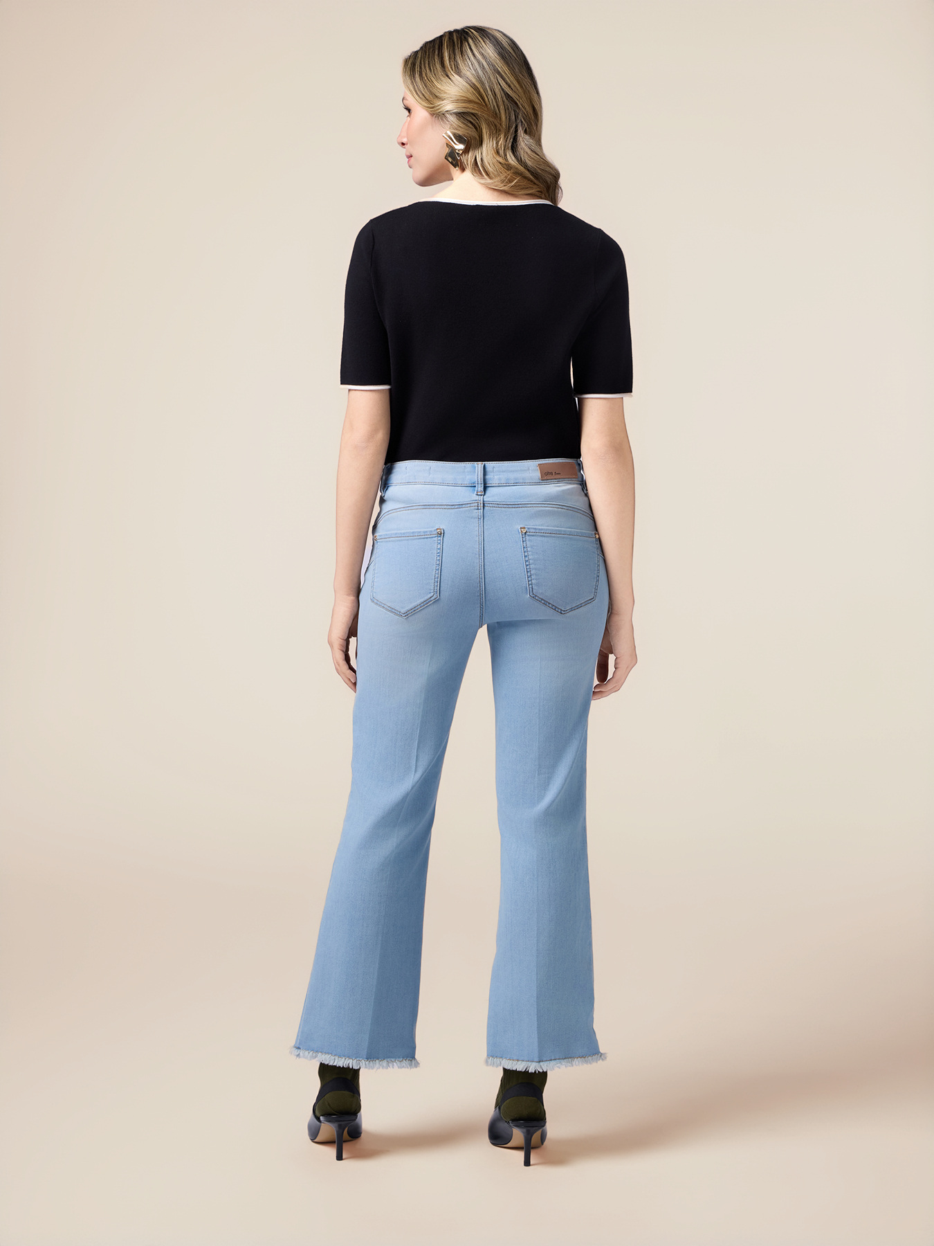 Stone-washed Jeans mit leichtem Schlag image number 1