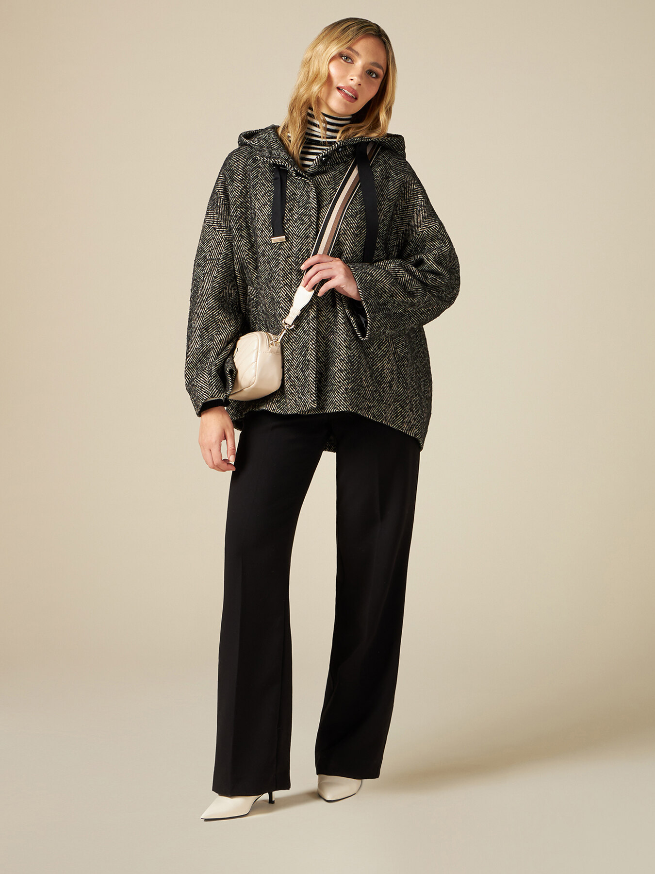 Cappa over in tessuto spigato image number 3