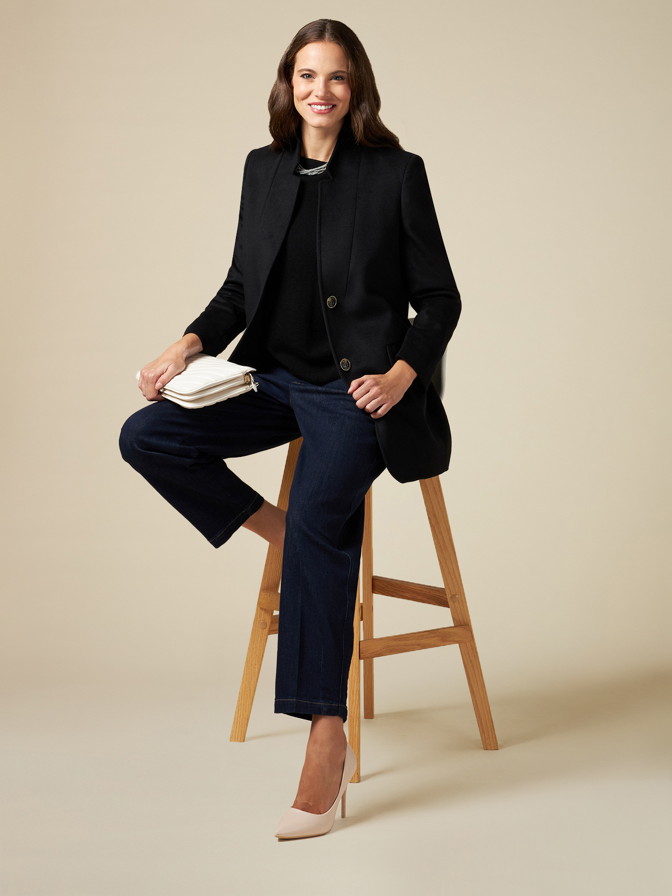 Manteau court en laine m&eacute;lang&eacute;e image number 3