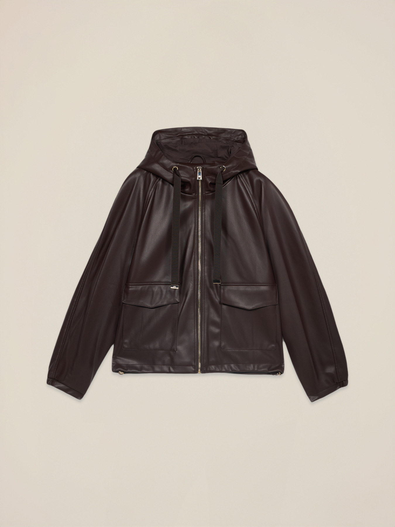 Kurze Jacke mit Kapuze und Reißverschluss